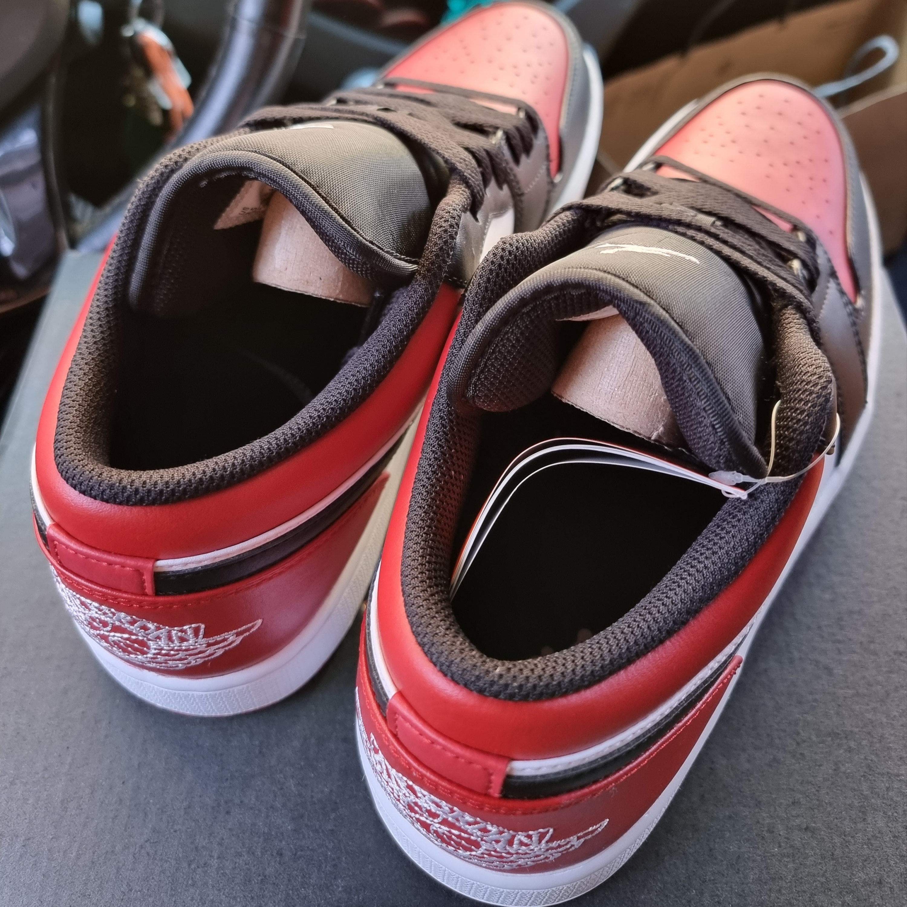 Jordan 1 Low Bred Toe, Nike Dunk Low SE Seoul 착용 스타일 - 3