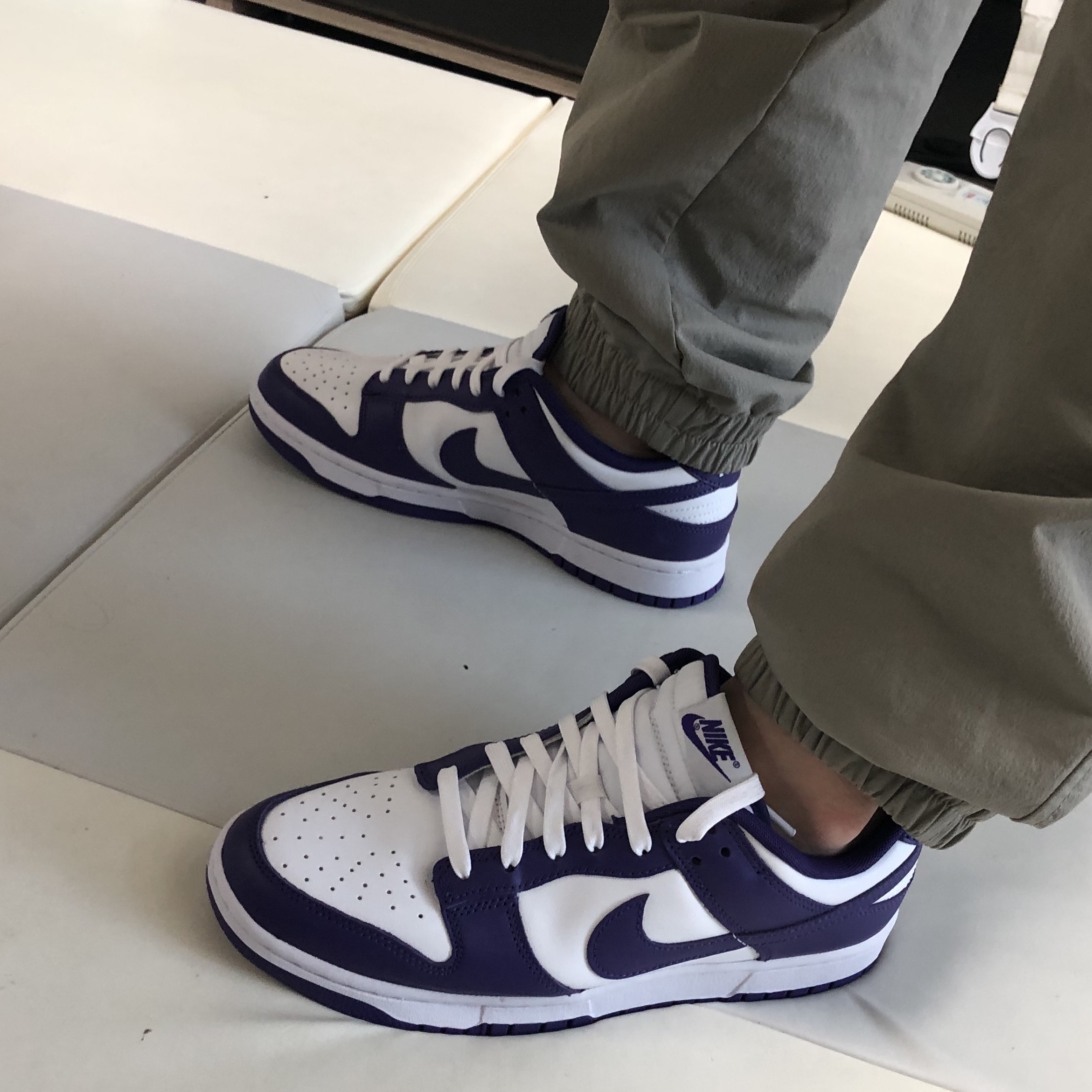 Nike Dunk Low Retro Championship Court Purple 착용 스타일