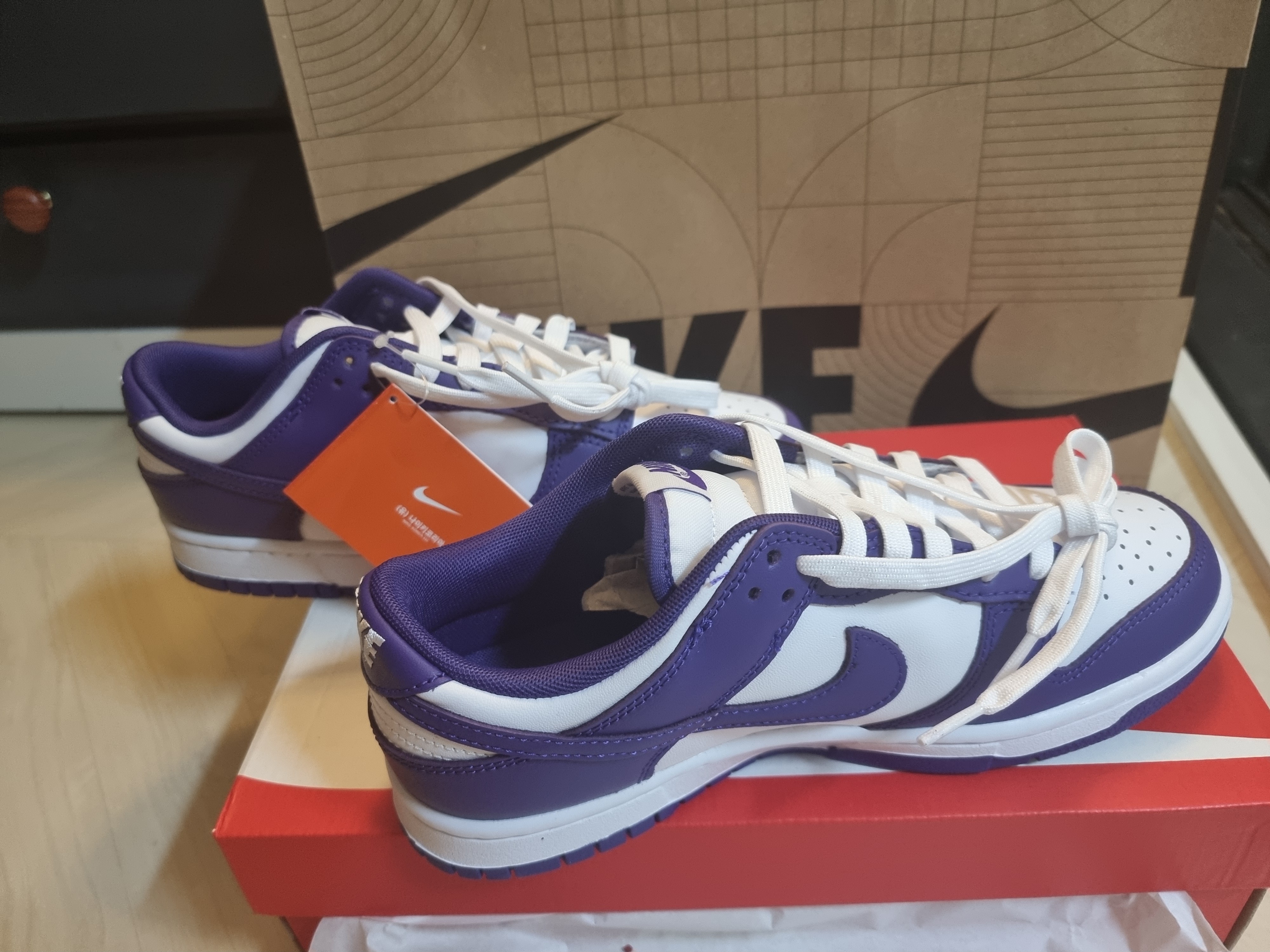 Nike Dunk Low Retro Championship Court Purple 착용 스타일 - 2