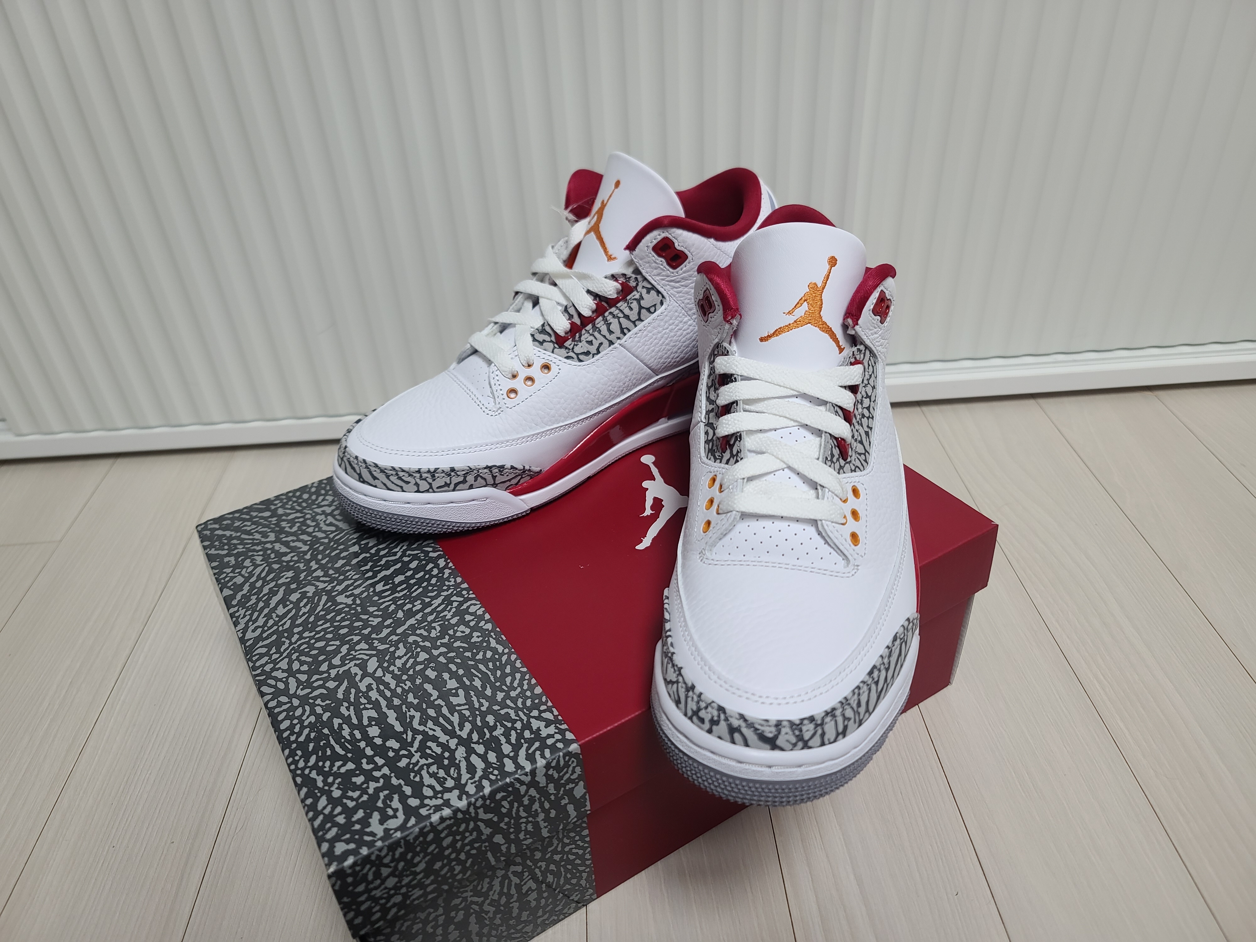 Jordan 3 Retro Cardinal Red 착용 스타일 - 3