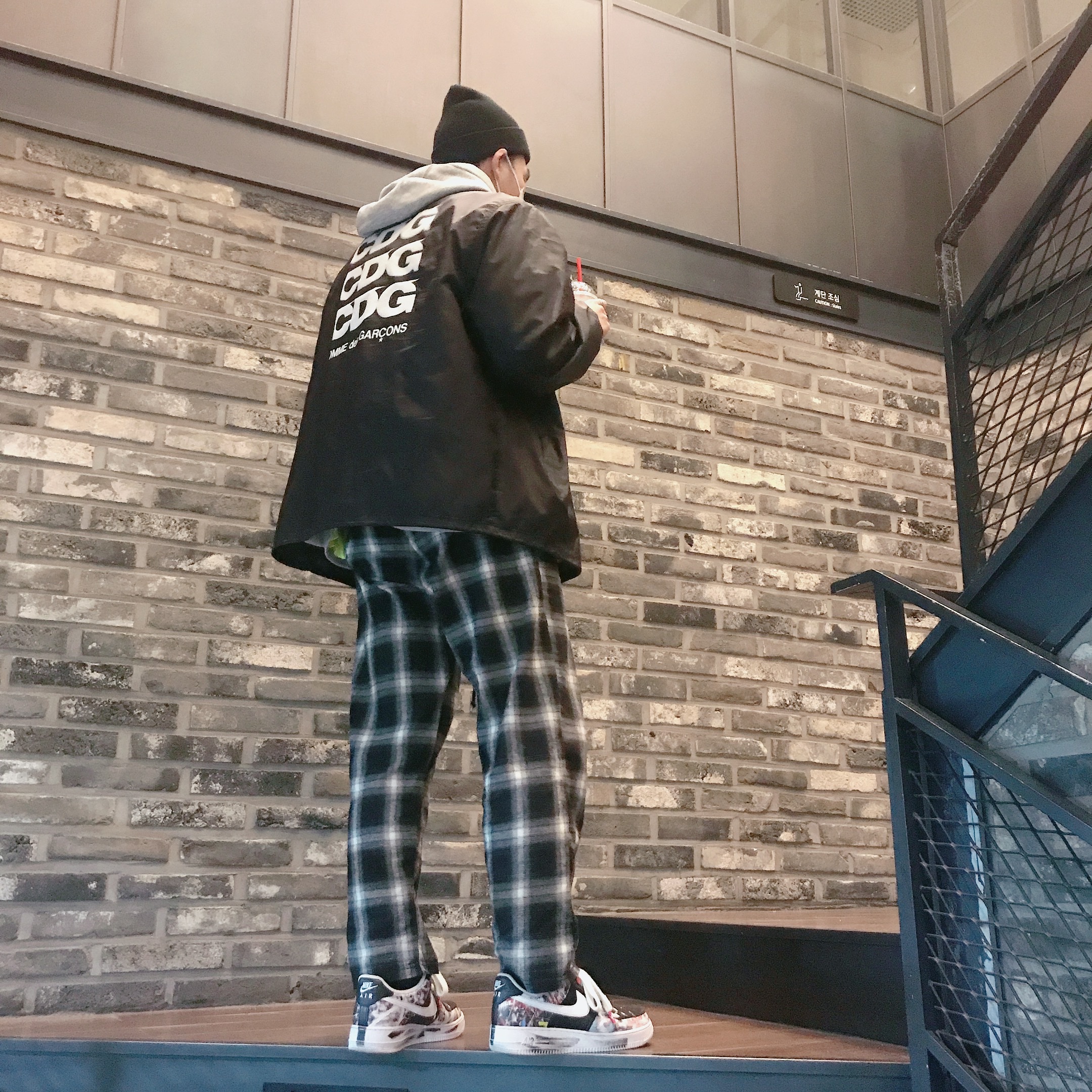 Nike x Peaceminusone Air Force 1 Low Para-Noise 착용 스타일