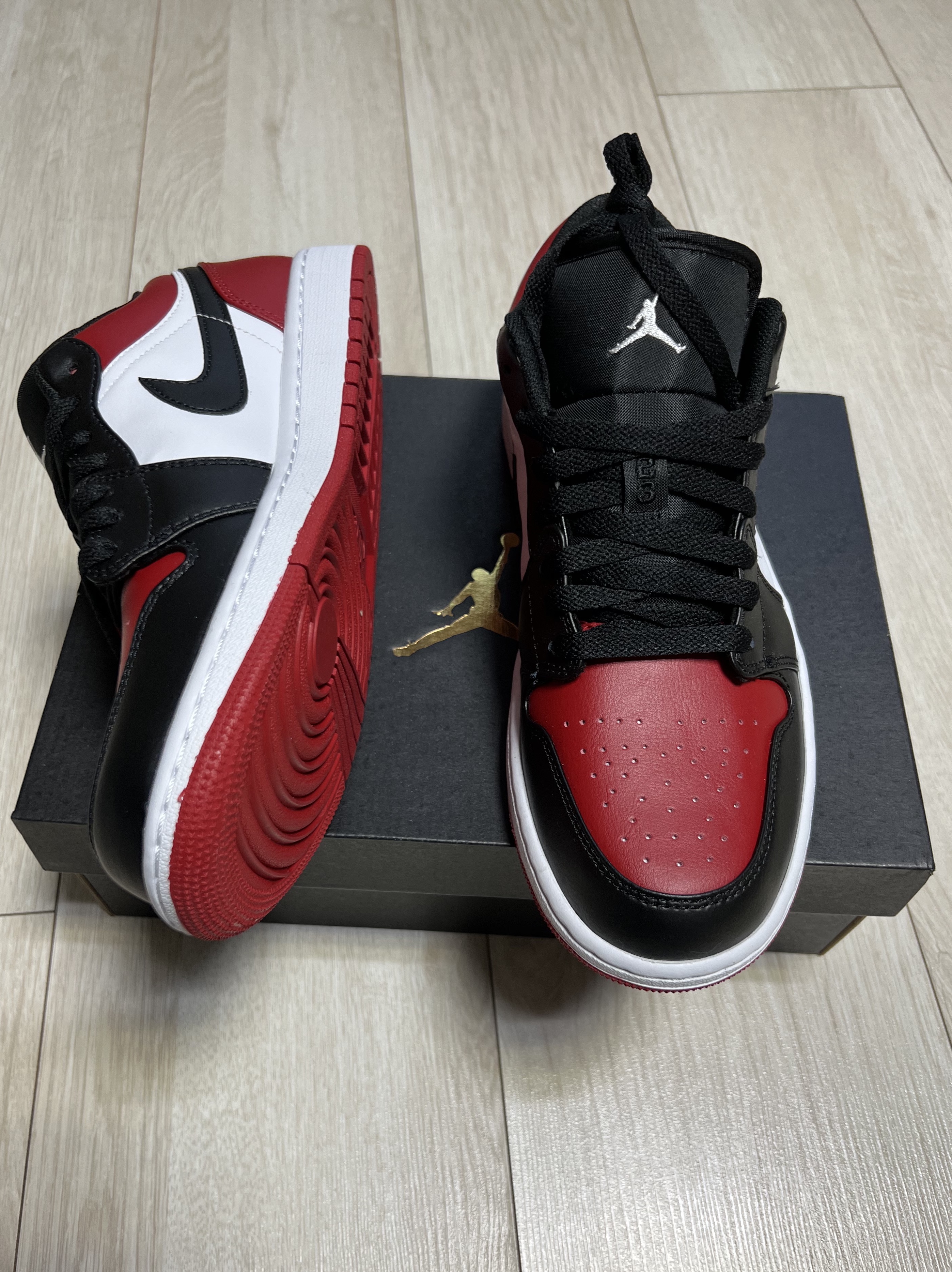 Jordan 1 Low Bred Toe 착용 스타일 - 2