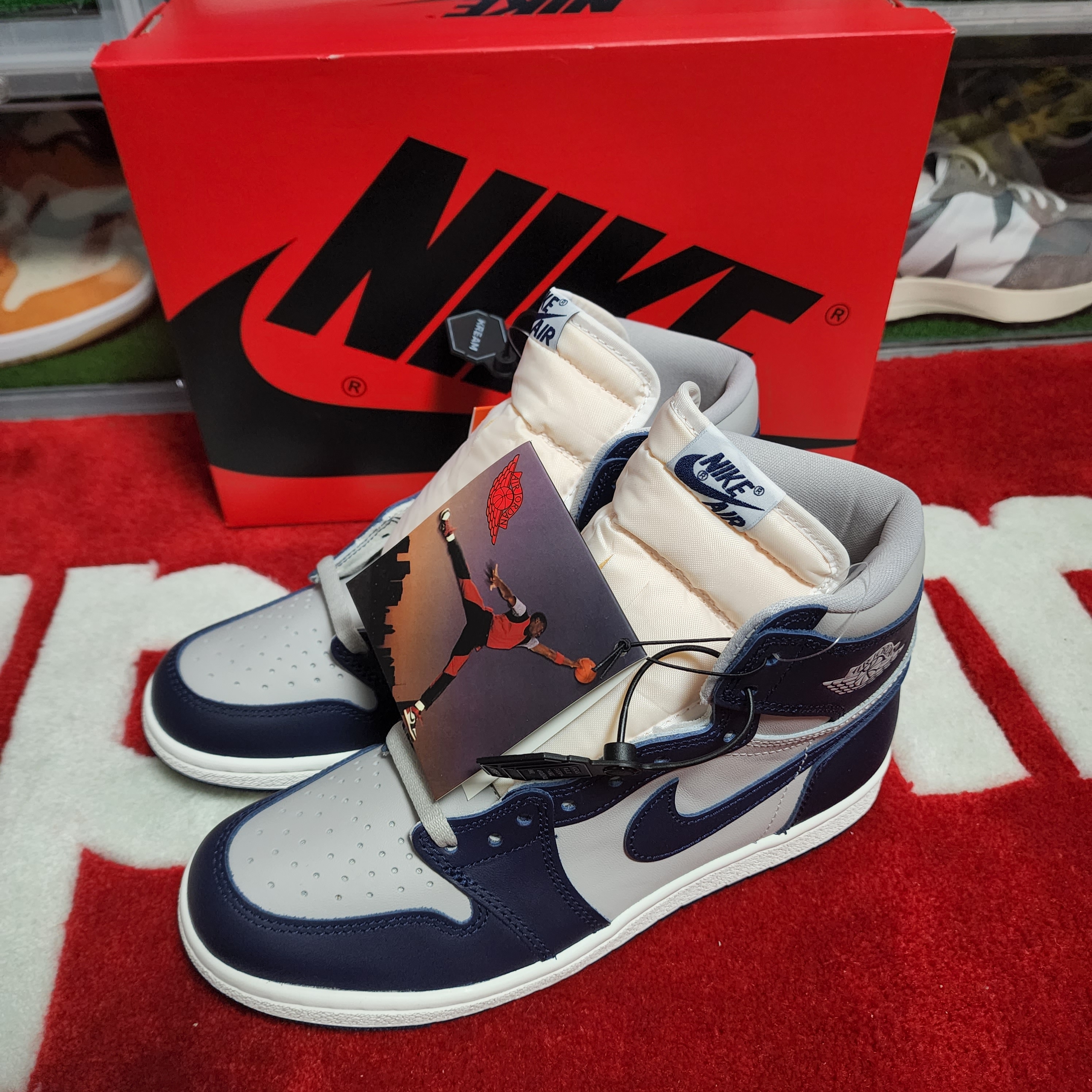Jordan 1 High 85 College Navy 착용 스타일 - 3
