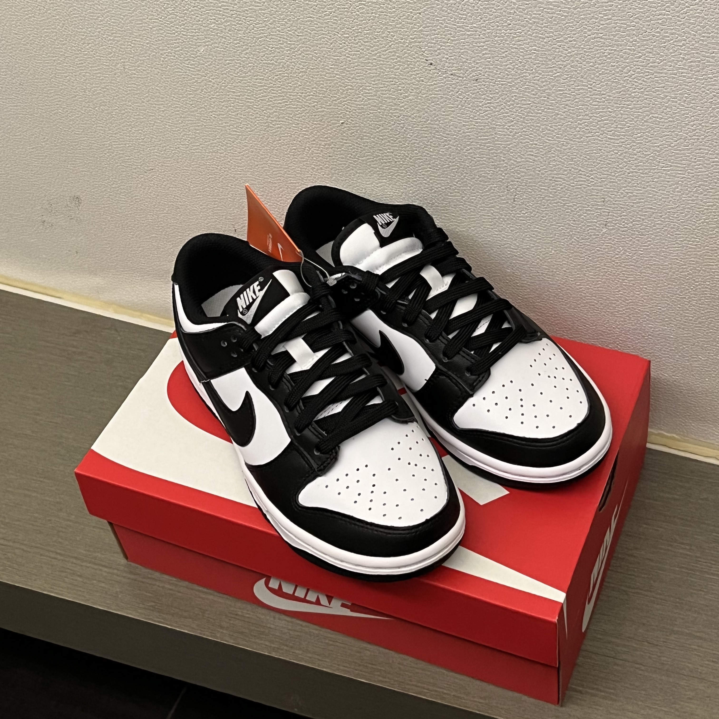 Nike Dunk Low Retro Black 착용 스타일