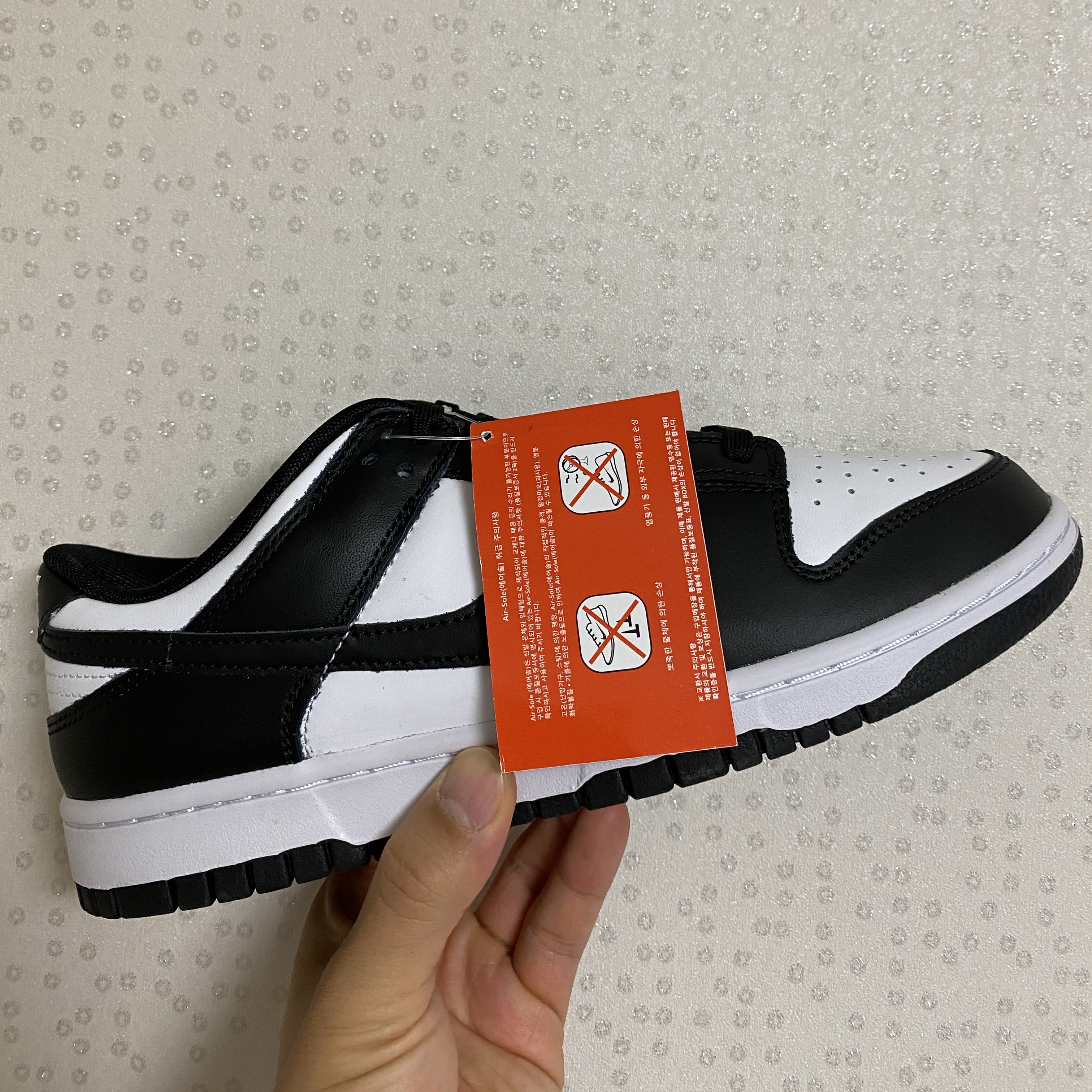 Nike Dunk Low Retro Black 착용 스타일