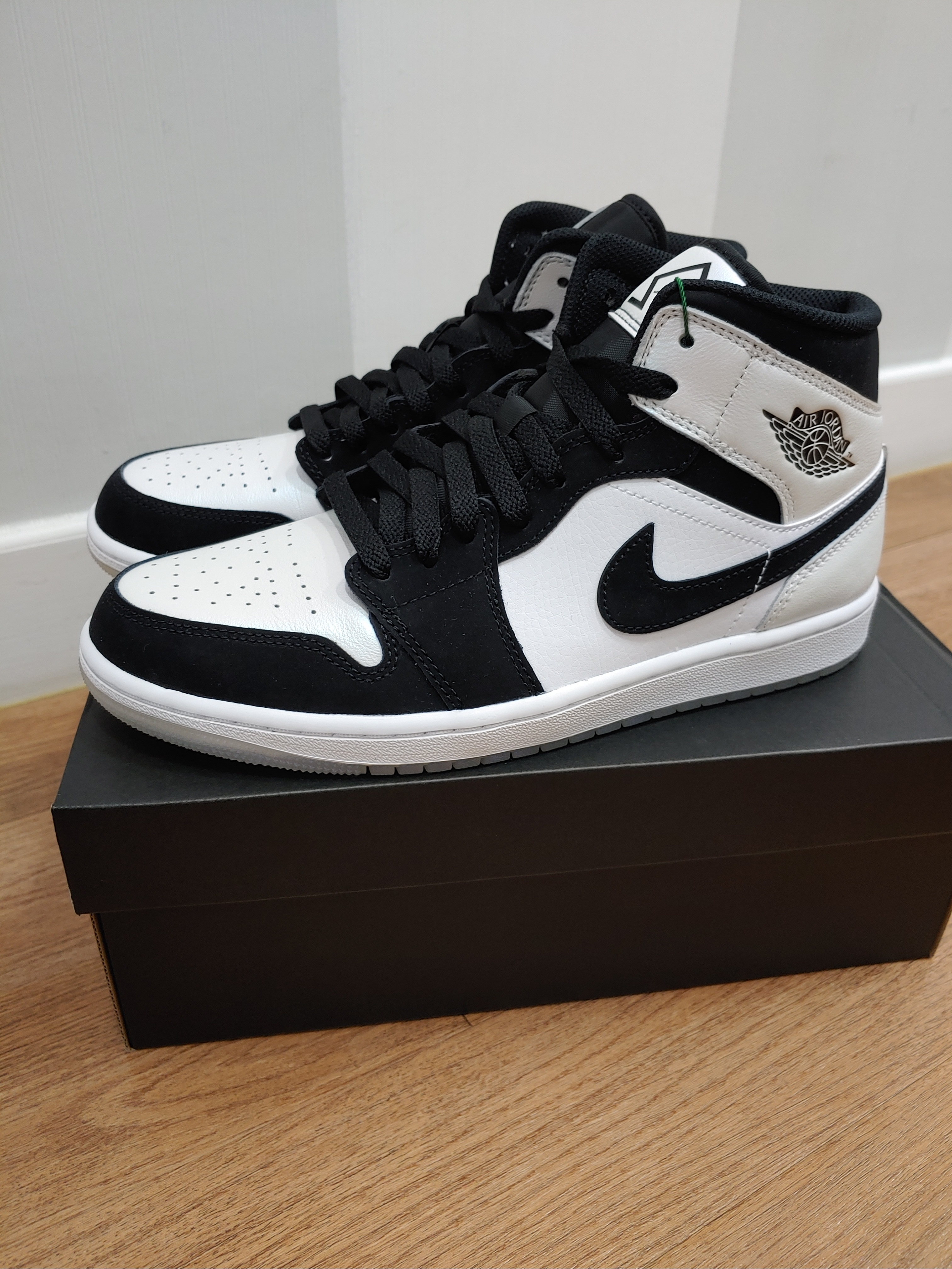 Jordan 1 Mid SE Diamond 착용 스타일 - 2