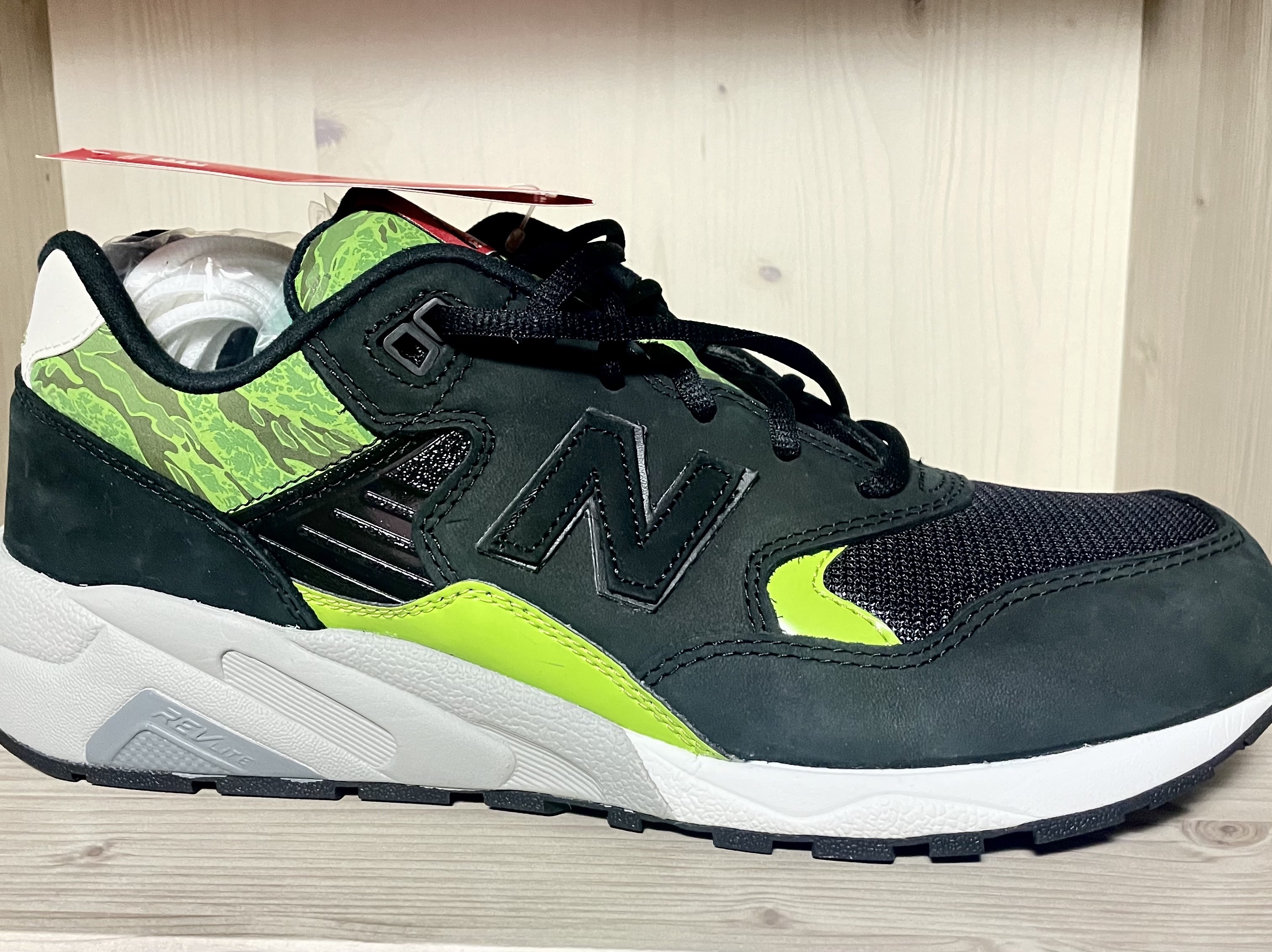 New Balance x Mita x SBTG 580 Black Green 착용 스타일