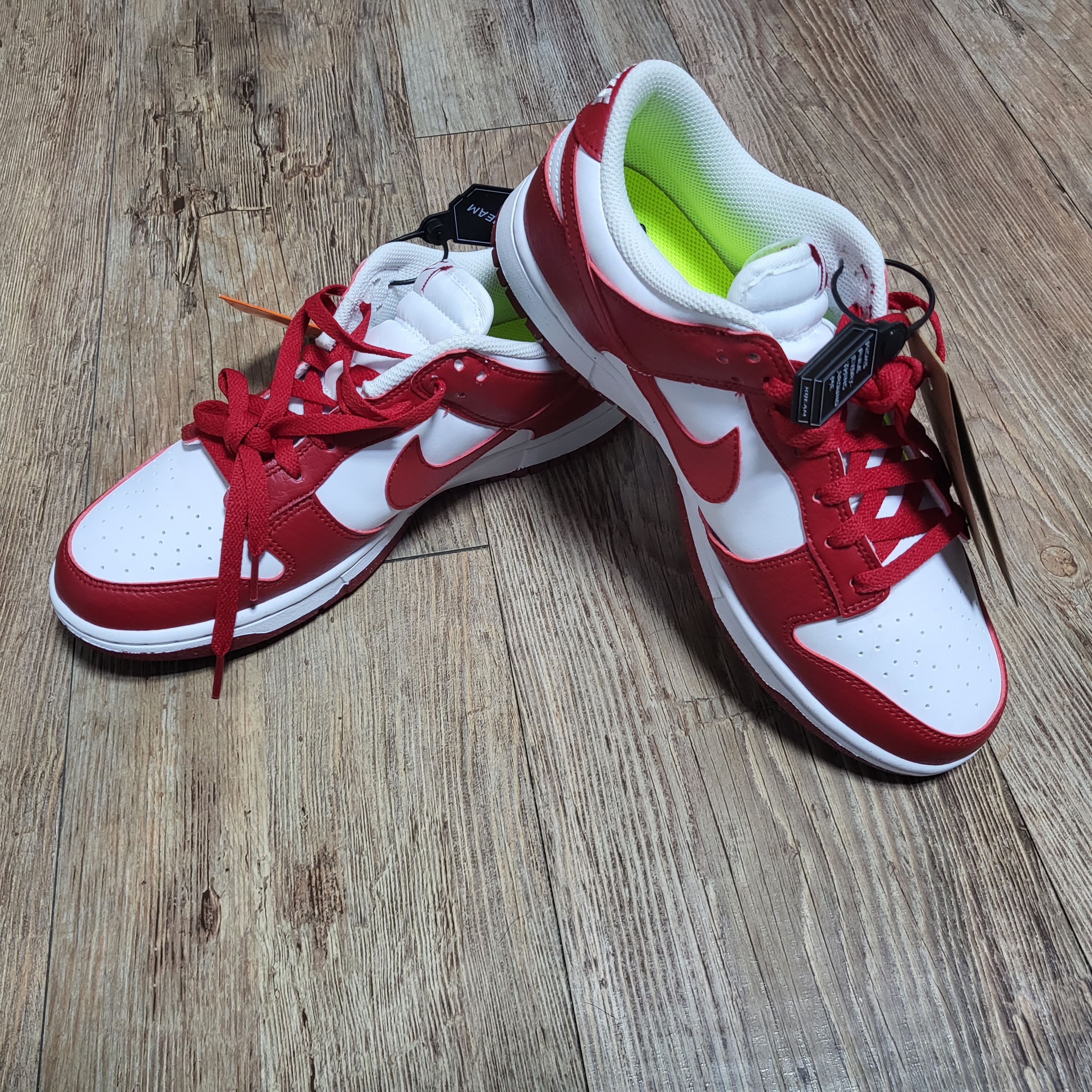 (W) Nike Dunk Low Next Nature Gym Red 착용 스타일