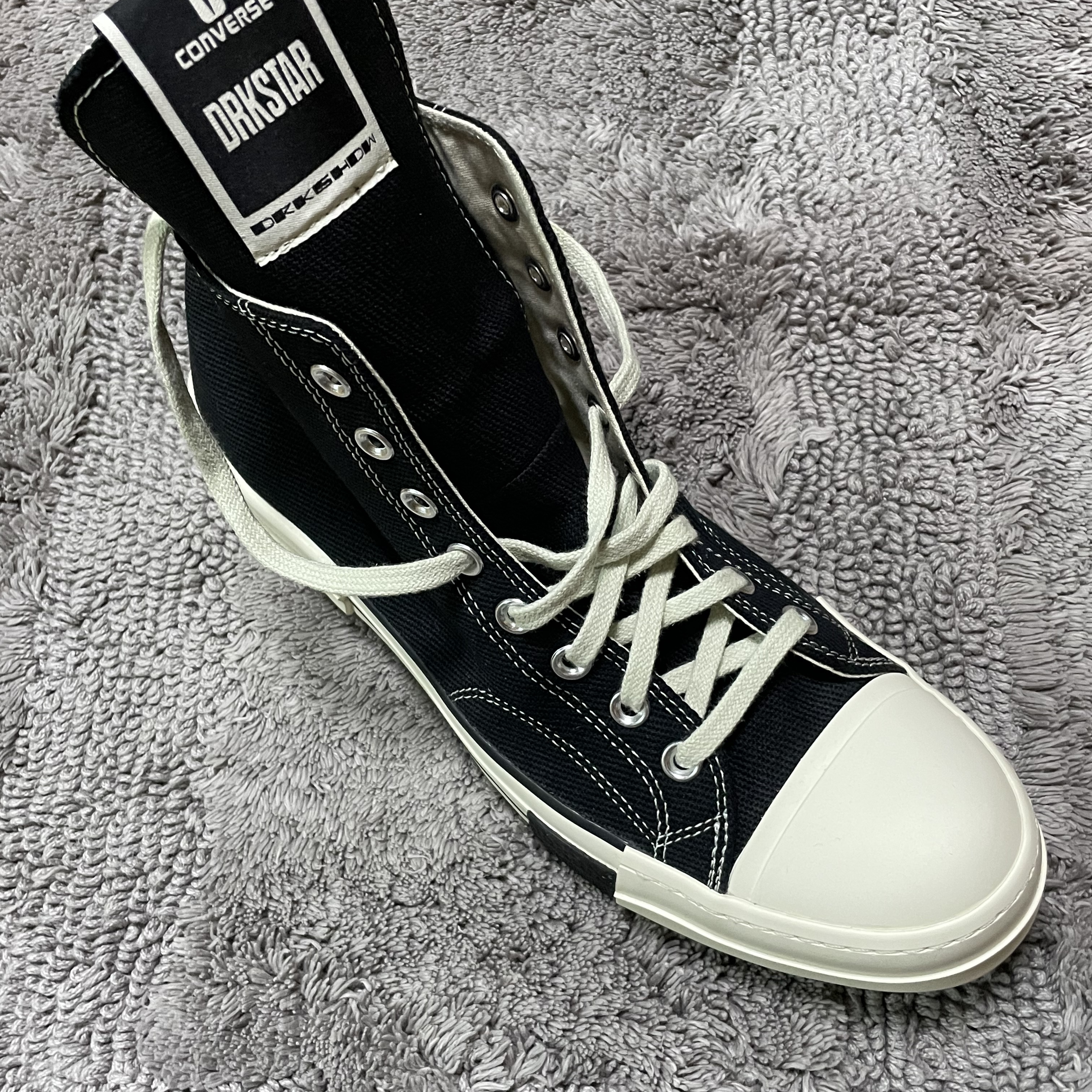 Converse x Drkshdw Drkstr Chuck 70 High Black 착용 스타일 - 2
