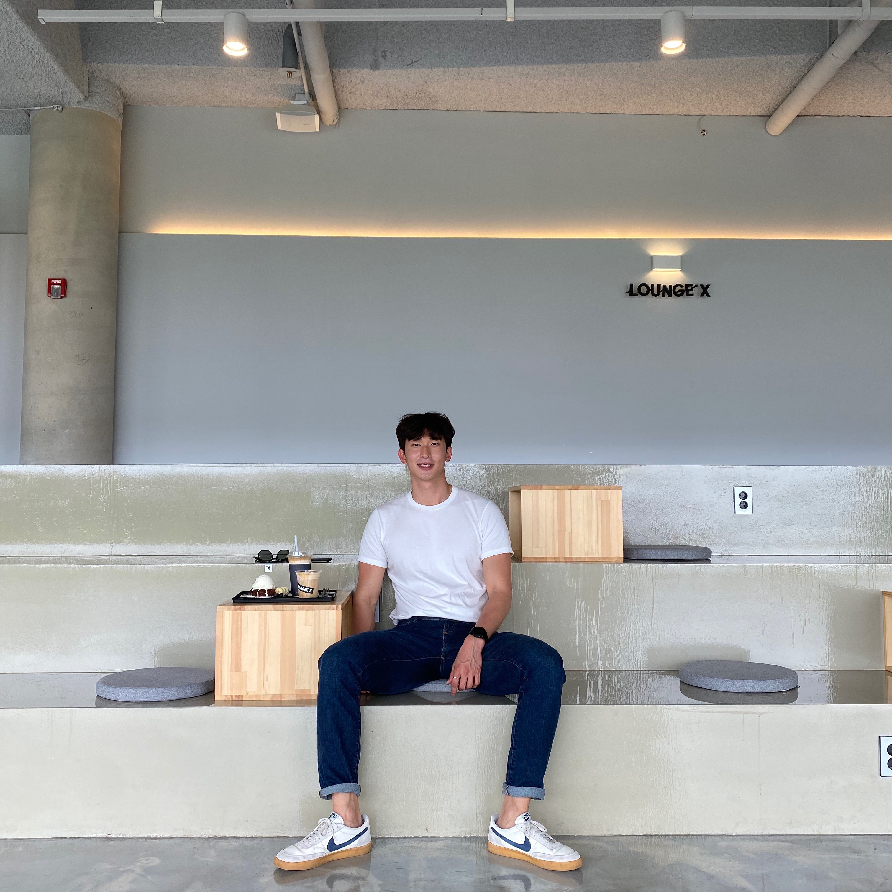 Nike x J.Crew Killshot 2 Sail Midnight Navy 착용 스타일