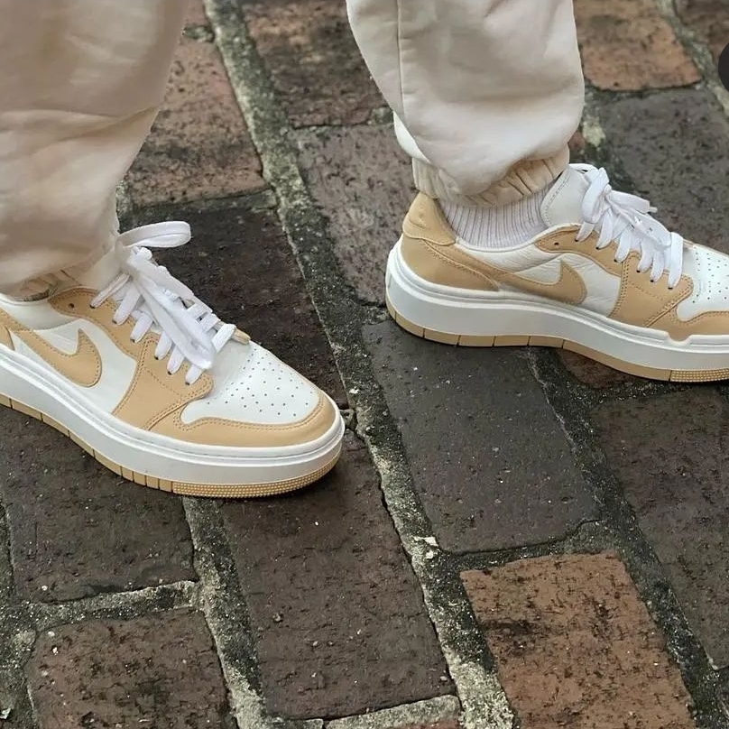 (W) Jordan 1 Elevate Low White Onyx 착용 스타일 - 2