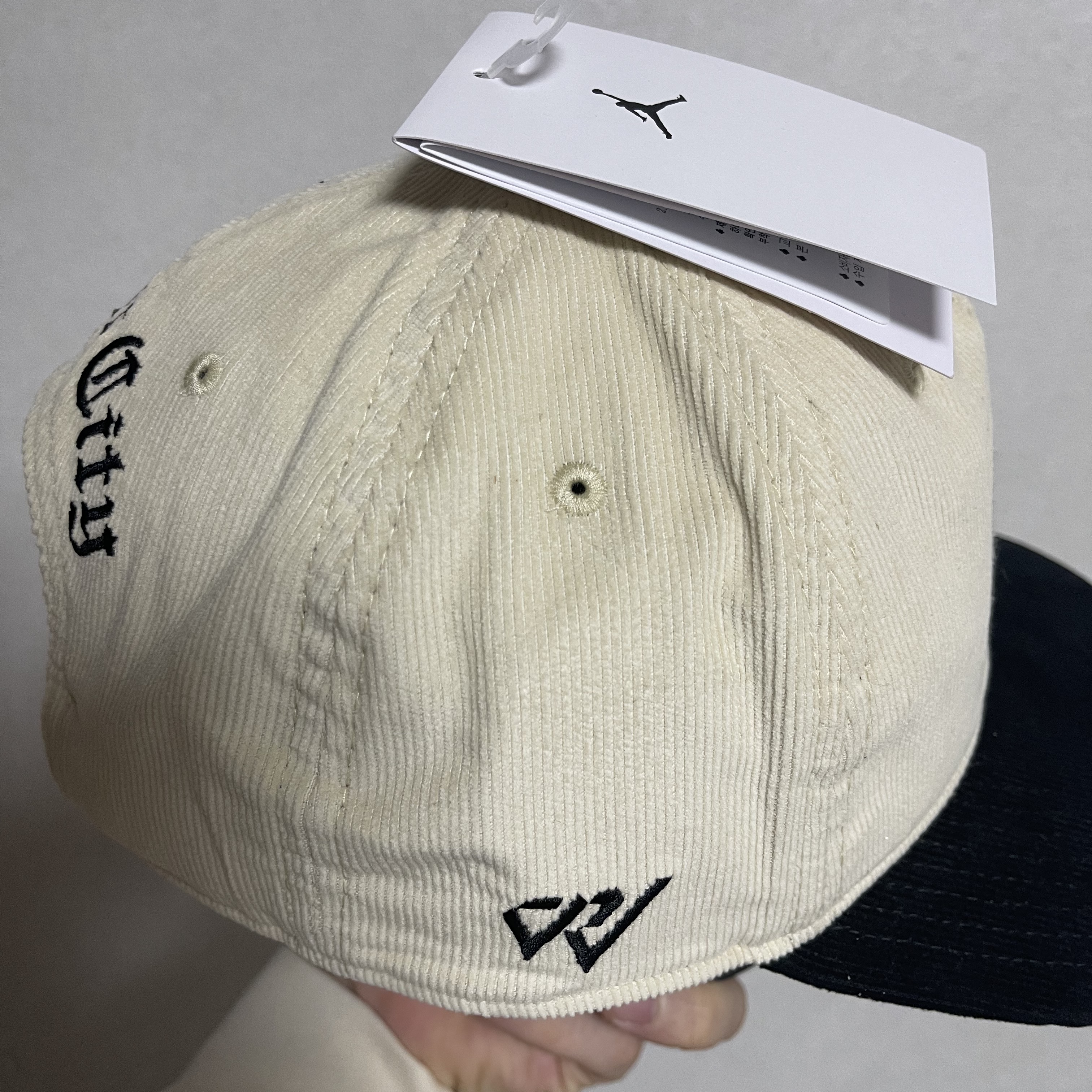 Jordan x Russell Westbrook Honor the Gift Cap 착용 스타일 - 3