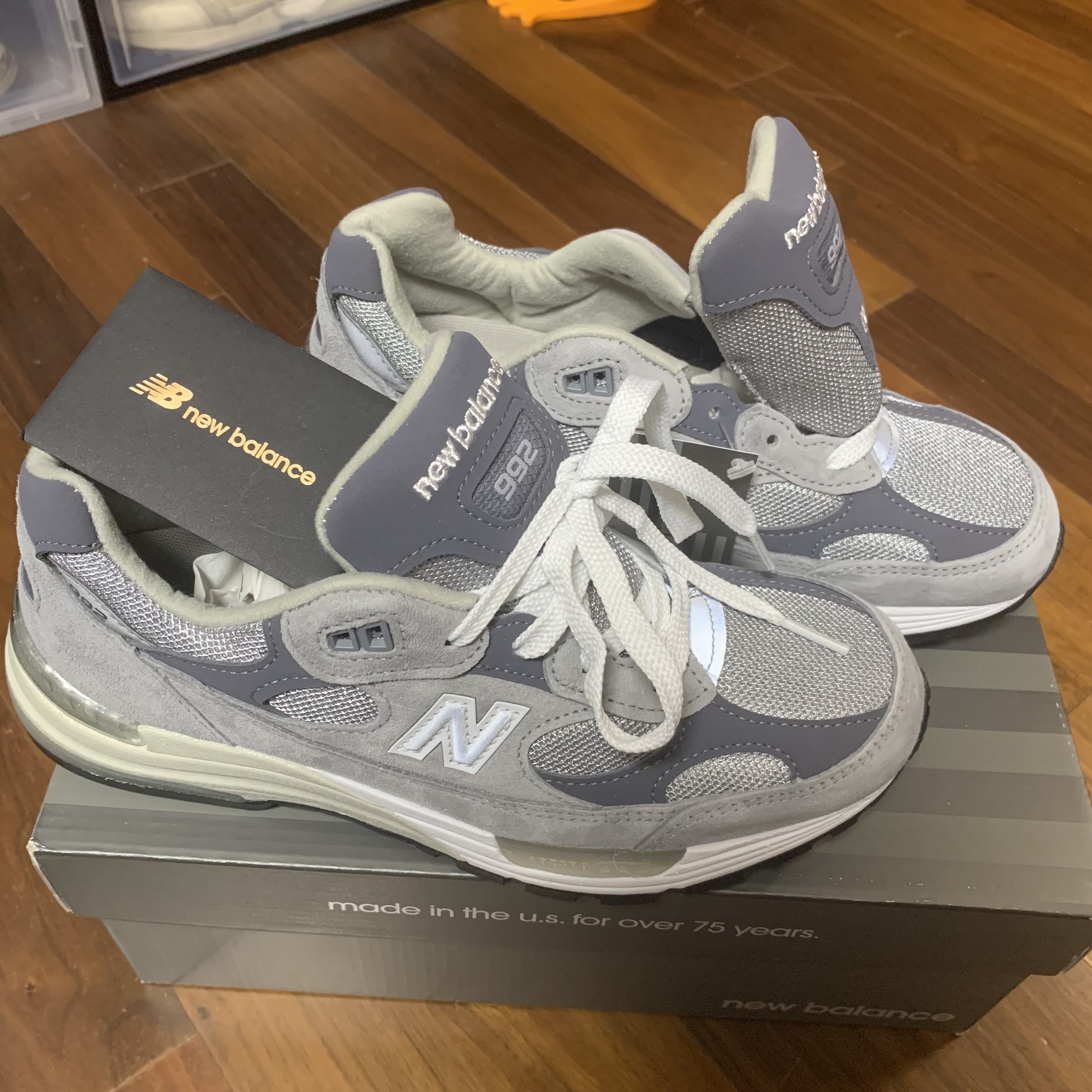 New Balance 992 Made in USA Grey - D Standard 착용 스타일 - 1