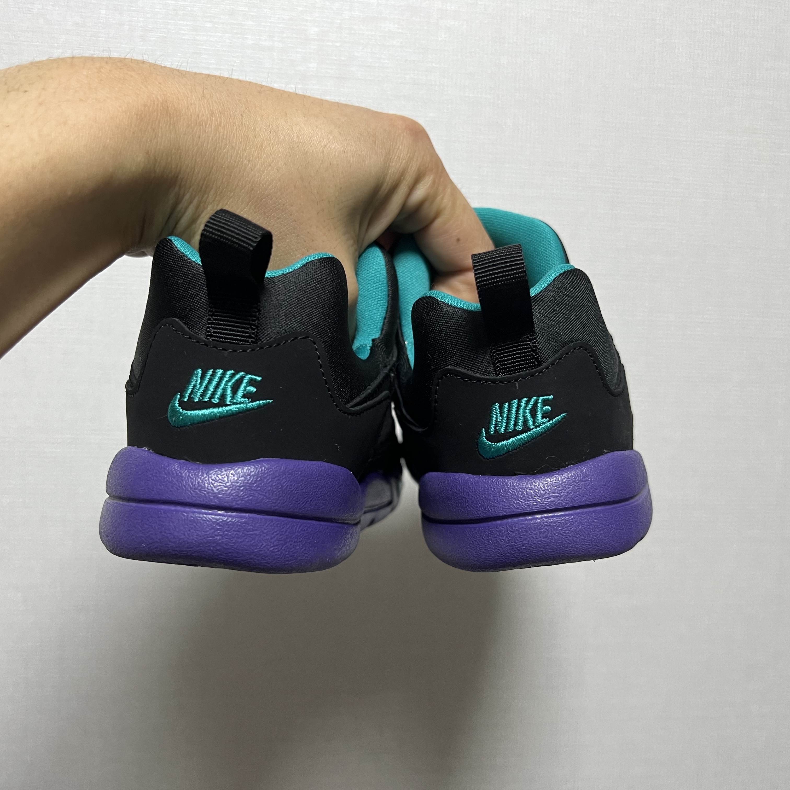 (TD) Jordan 5 Retro Little Flex Black Grape 착용 스타일 - 3
