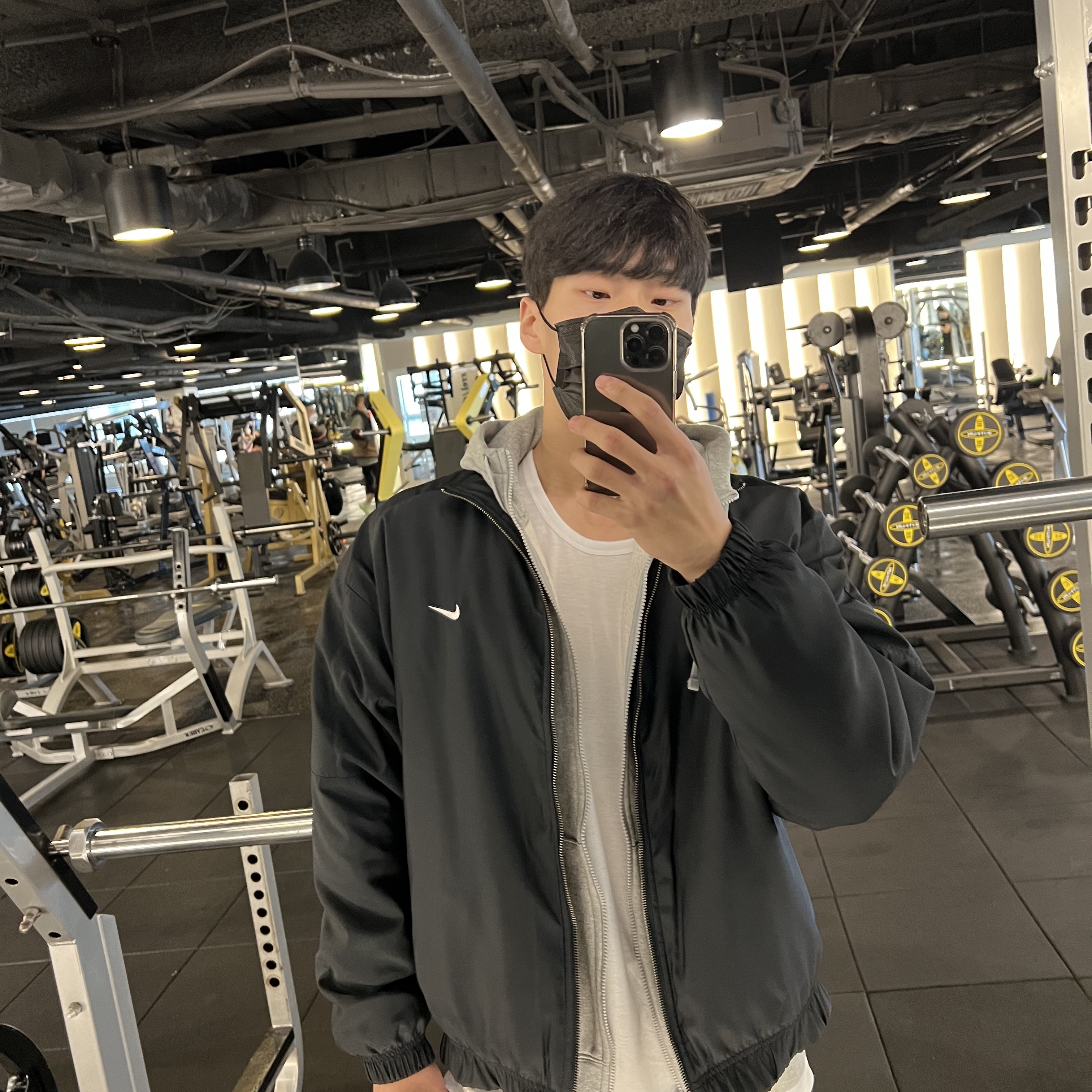 Nike NRG Solo Swoosh Satin Bomber Jacket Black Doll - Asia 착용 스타일