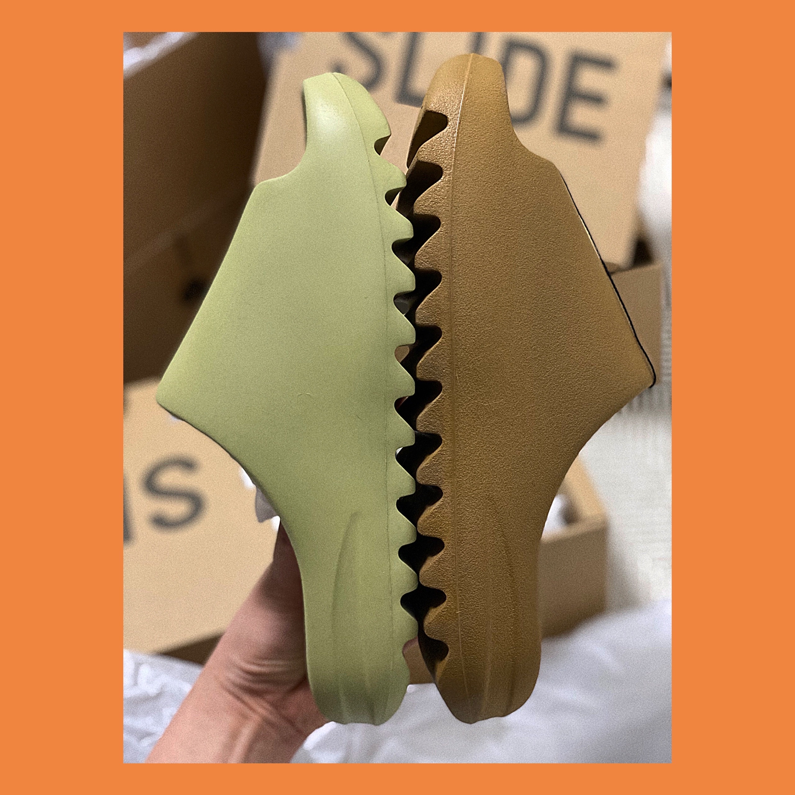 Adidas Yeezy Slide Ochre, Adidas Yeezy Slide Resin 2021 착용 스타일