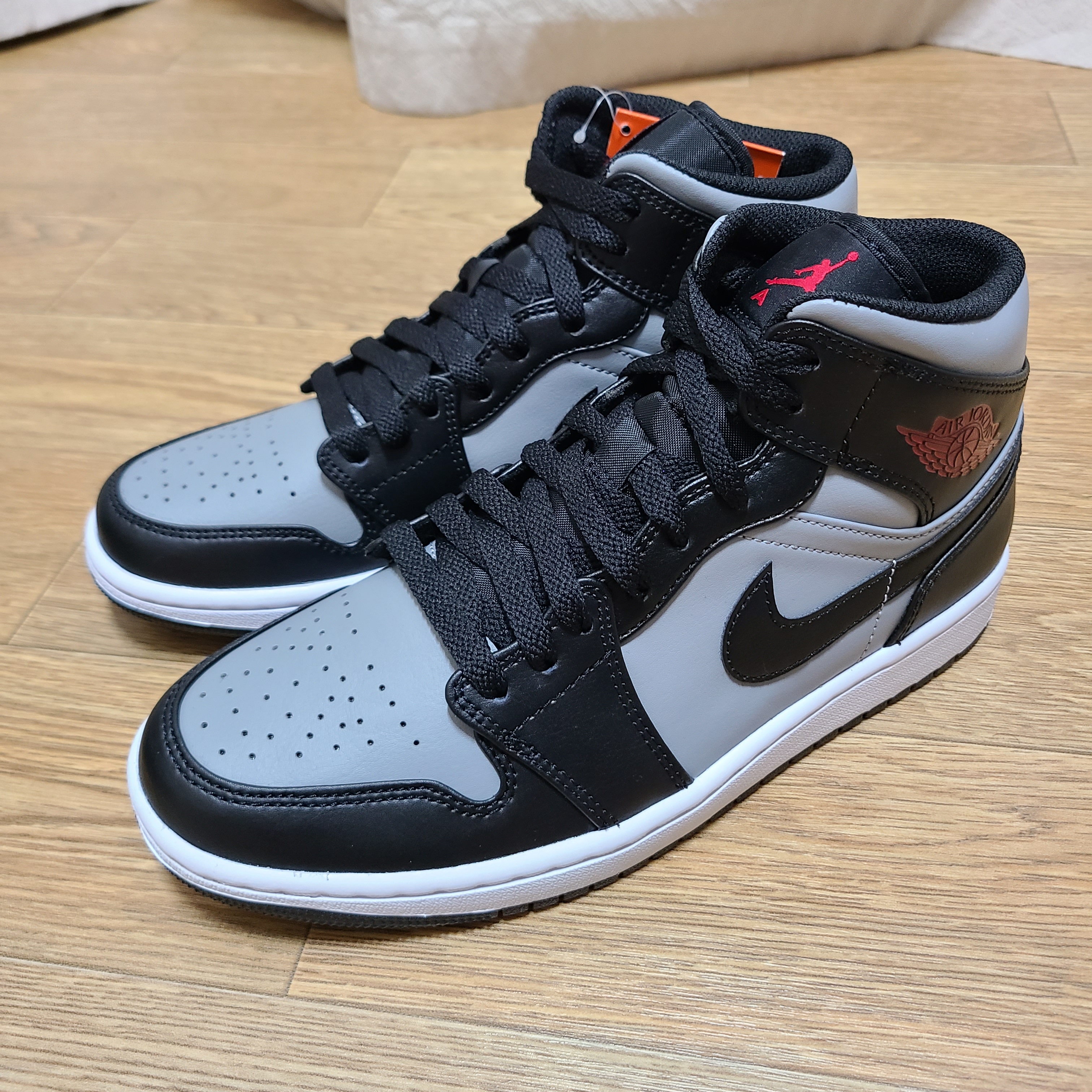 Jordan 1 Mid Shadow 착용 스타일 - 2
