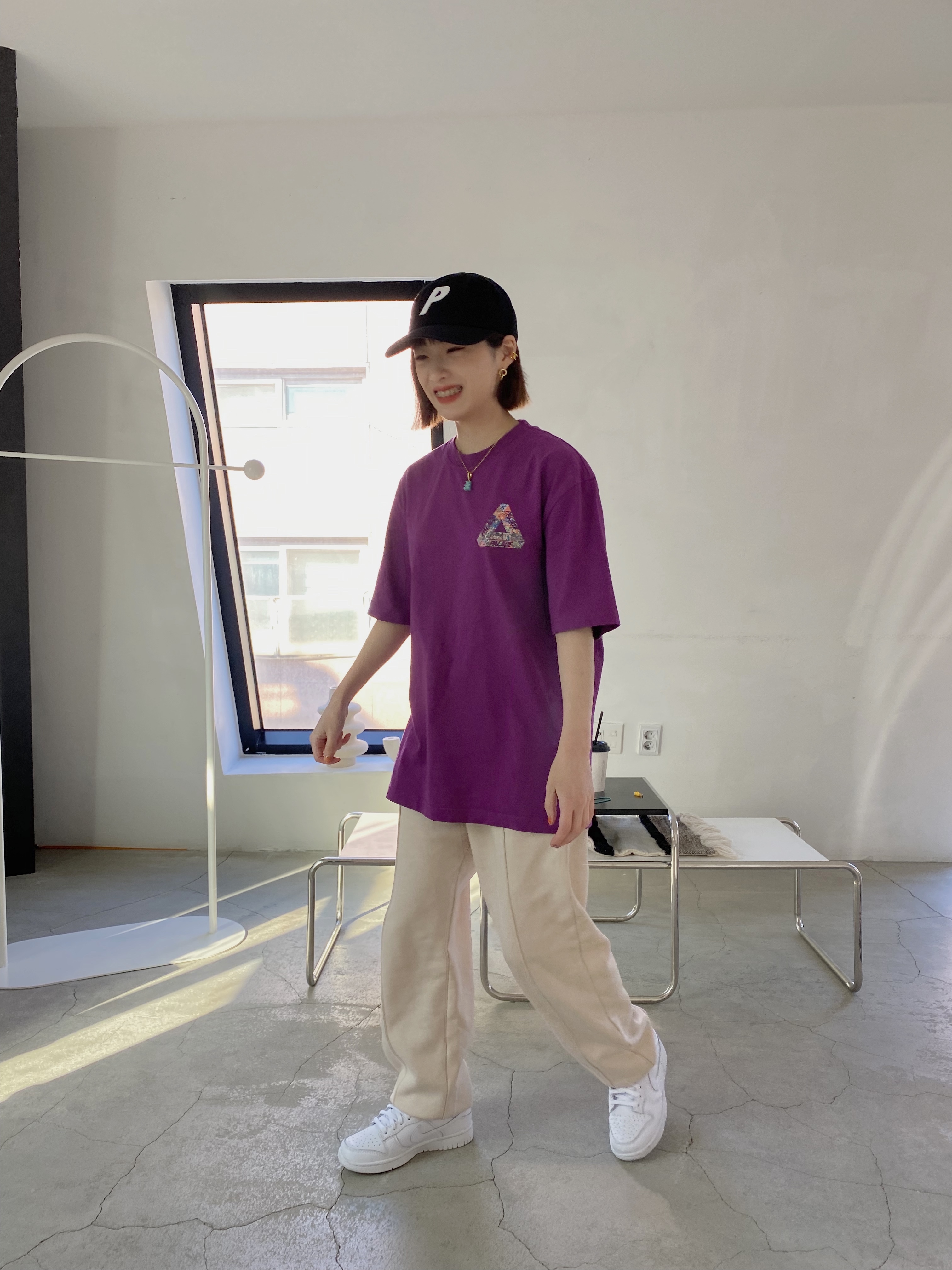 (W) Nike Dunk Low Triple White, Palace Tri-Sticker Pack T-Shirt Plum - 21FW 착용 스타일 - 3