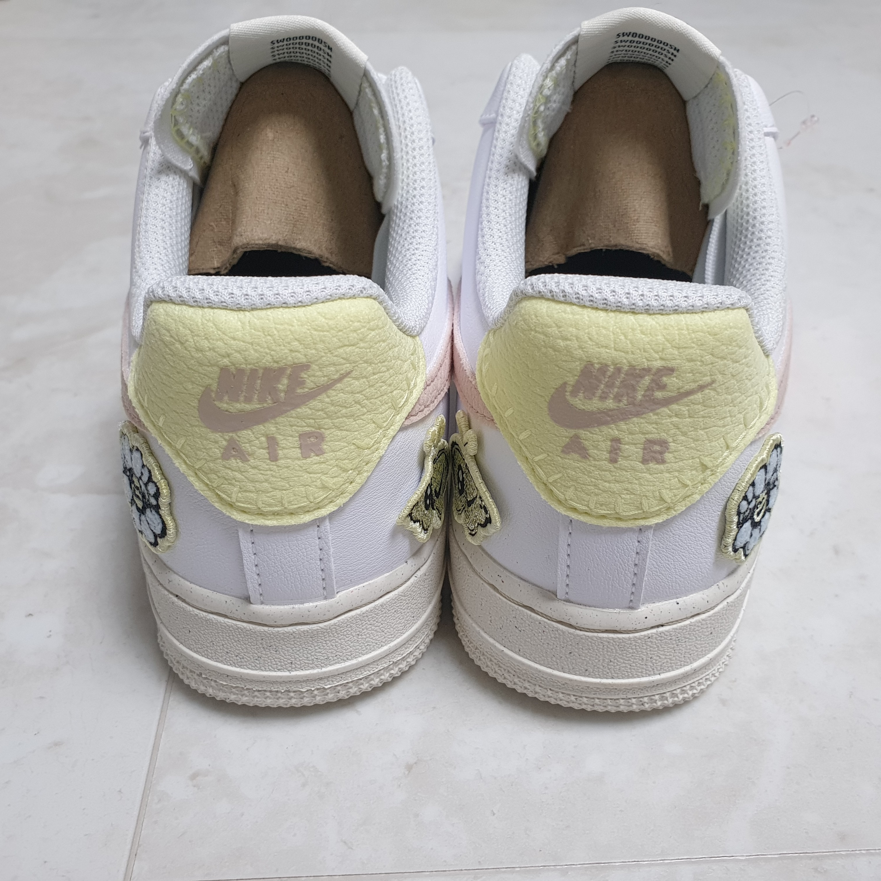 (W) Nike Air Force 1 '07 SE Next Nature White Pink Oxford 착용 스타일 - 3