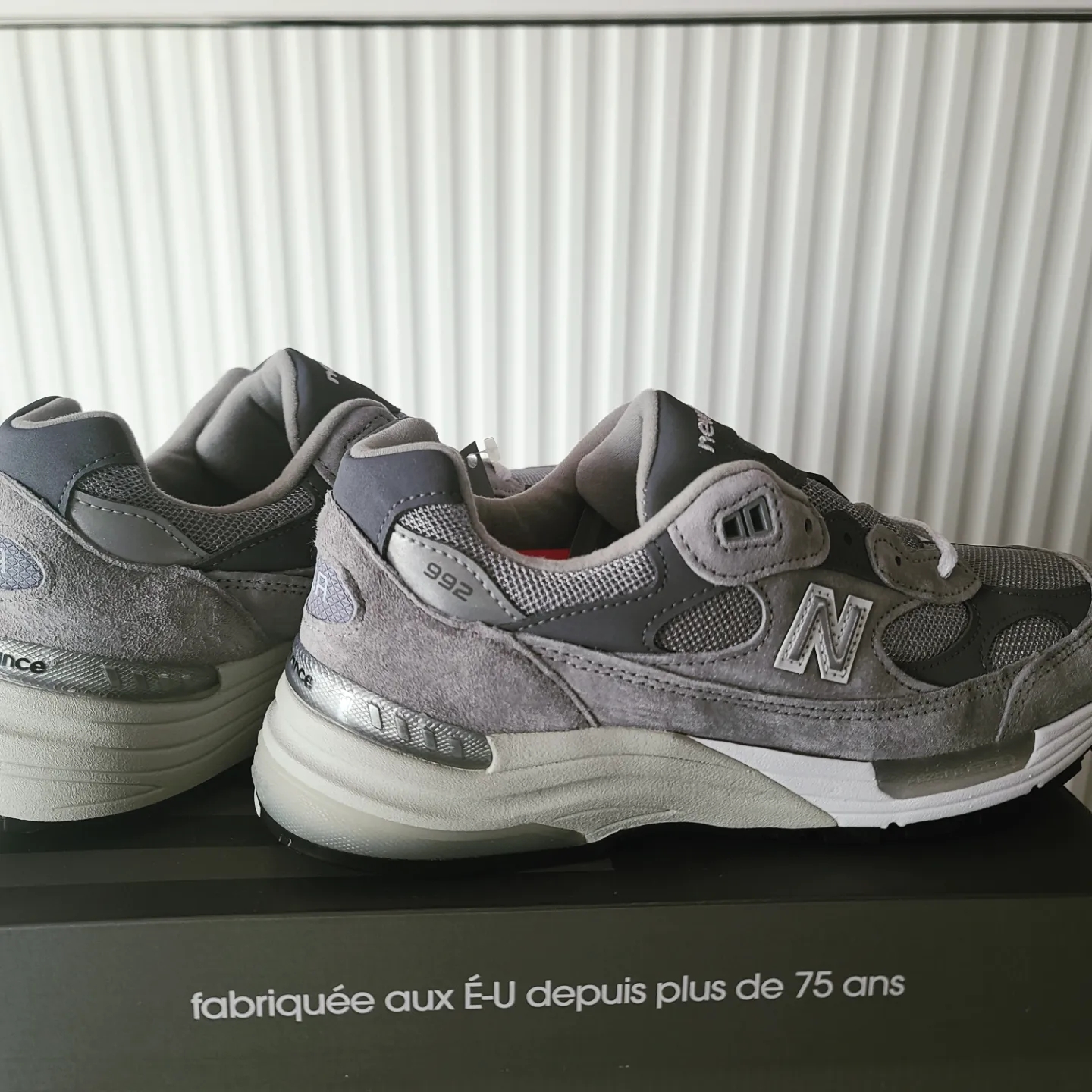 New Balance 992 Made in USA Grey - D Standard 착용 스타일 - 2