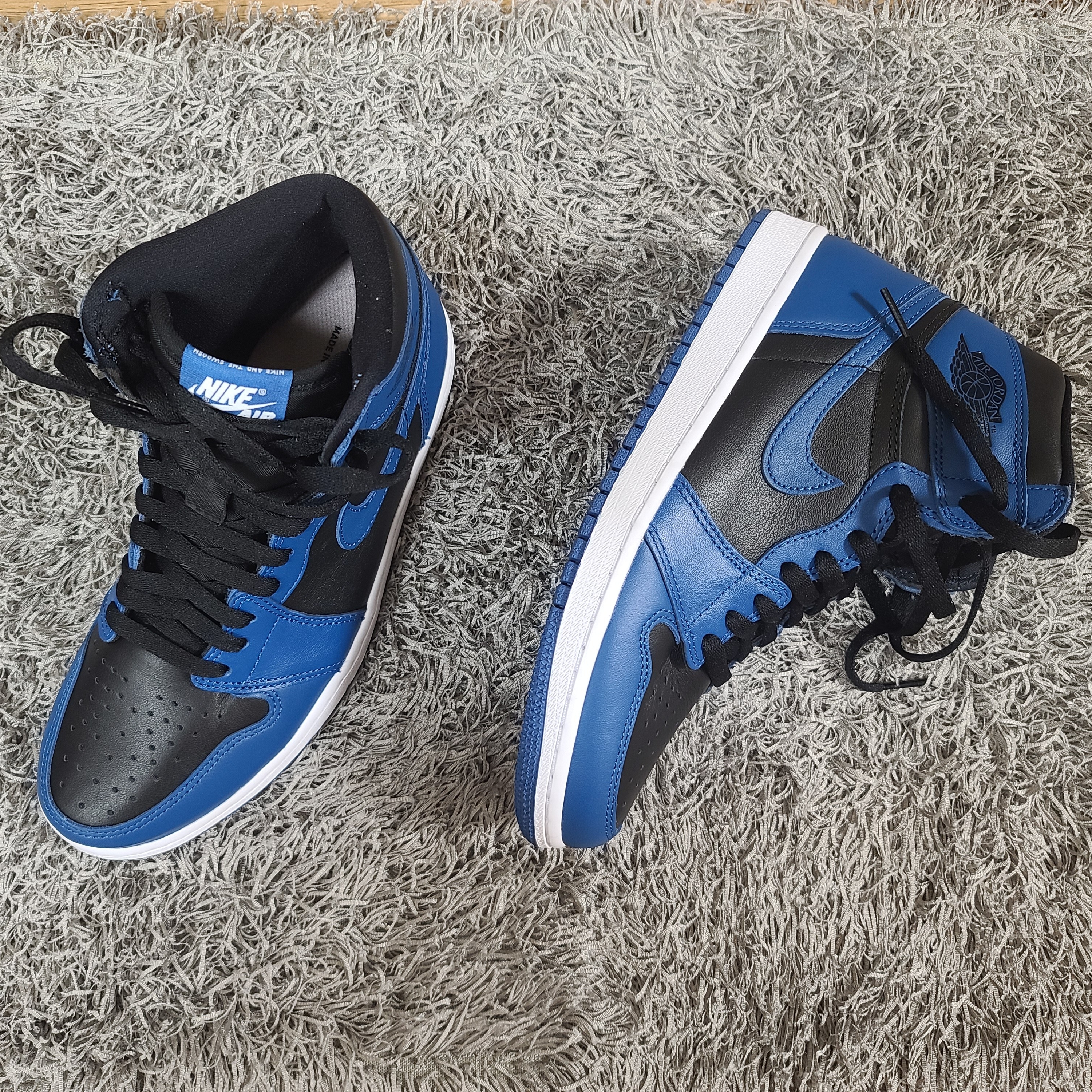 Jordan 1 Retro High OG Dark Marina Blue 착용 스타일 - 2