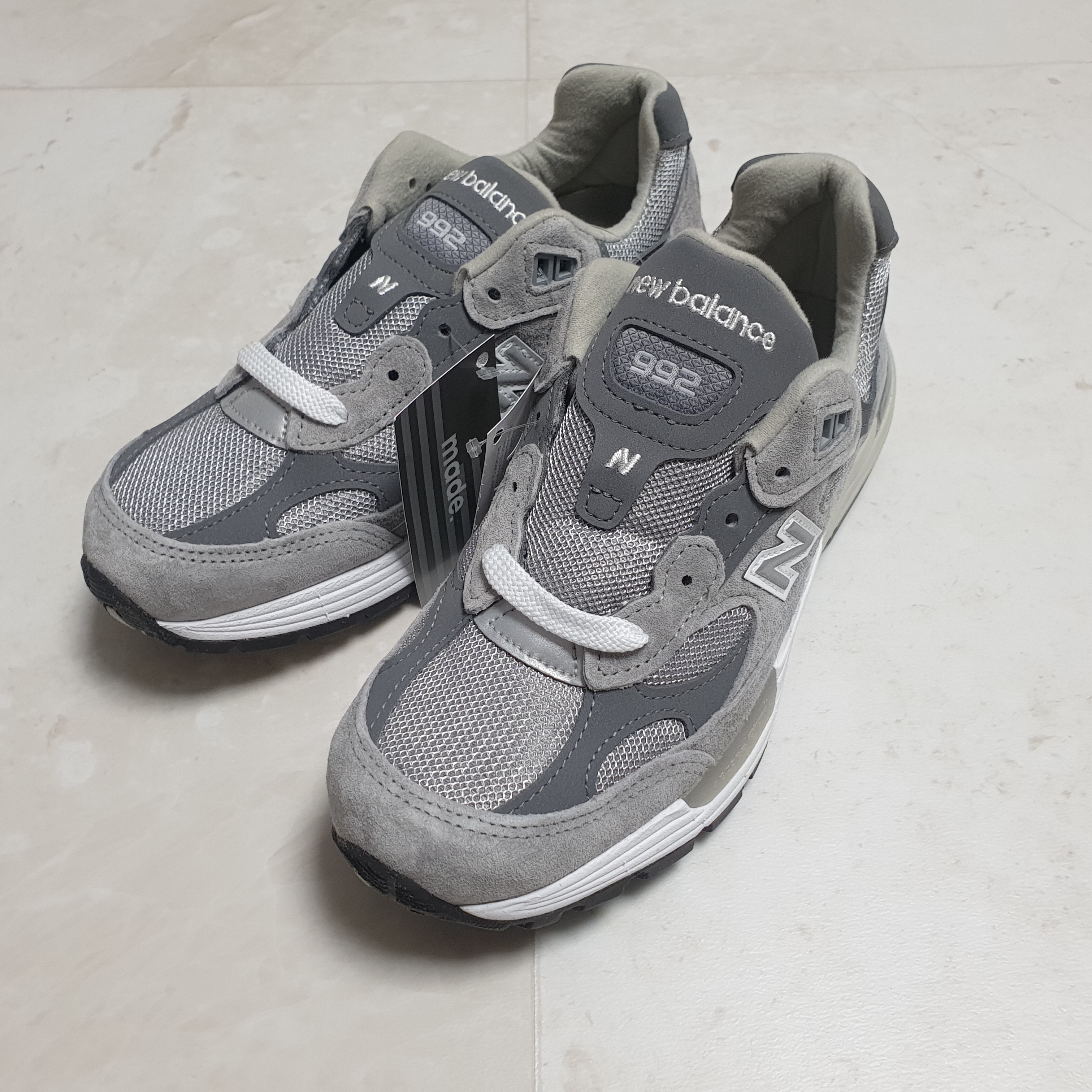 New Balance 992 Made in USA Grey - D Standard 착용 스타일 - 2