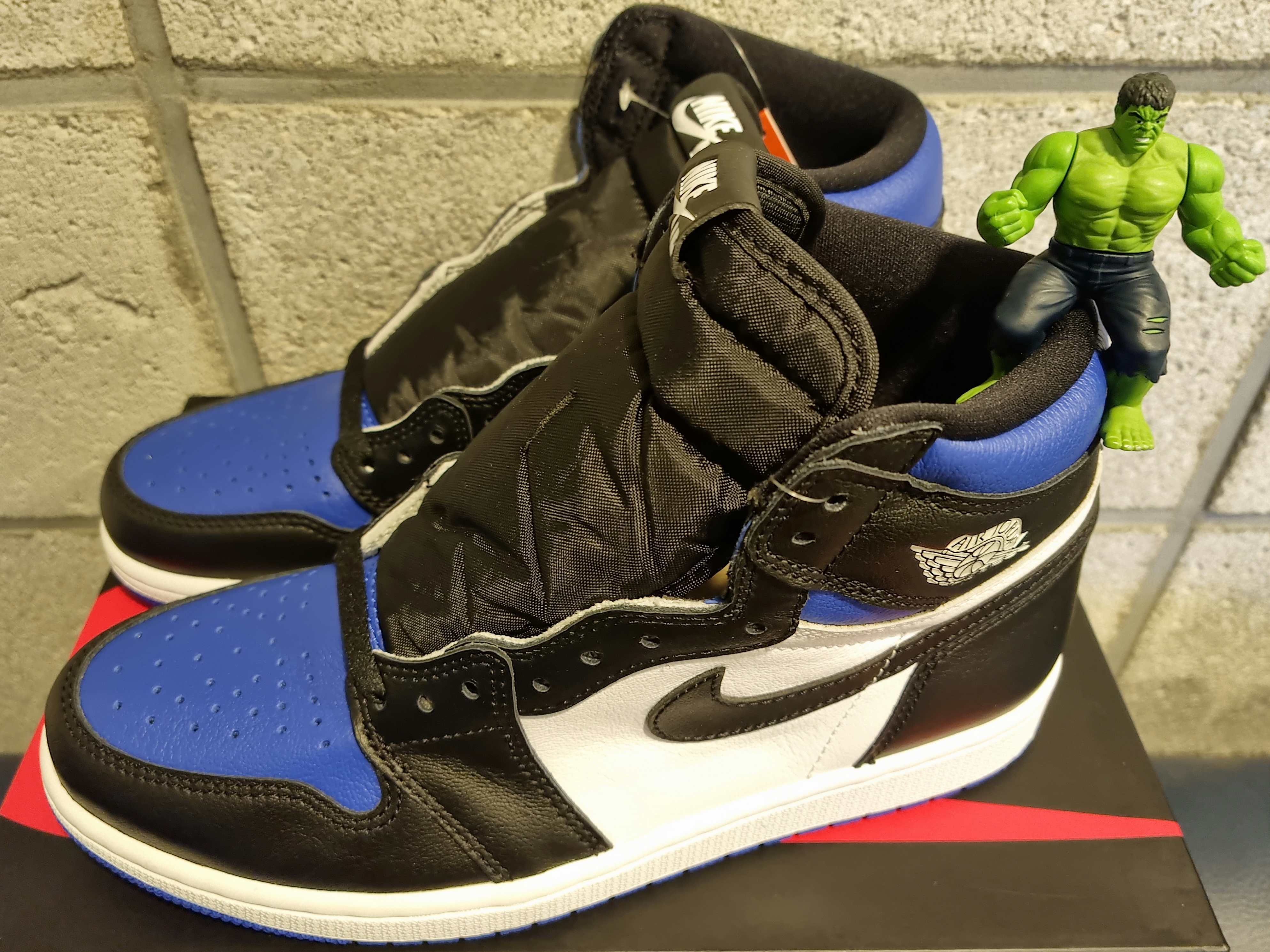 Jordan 1 Retro High OG Royal Toe 착용 스타일 - 1