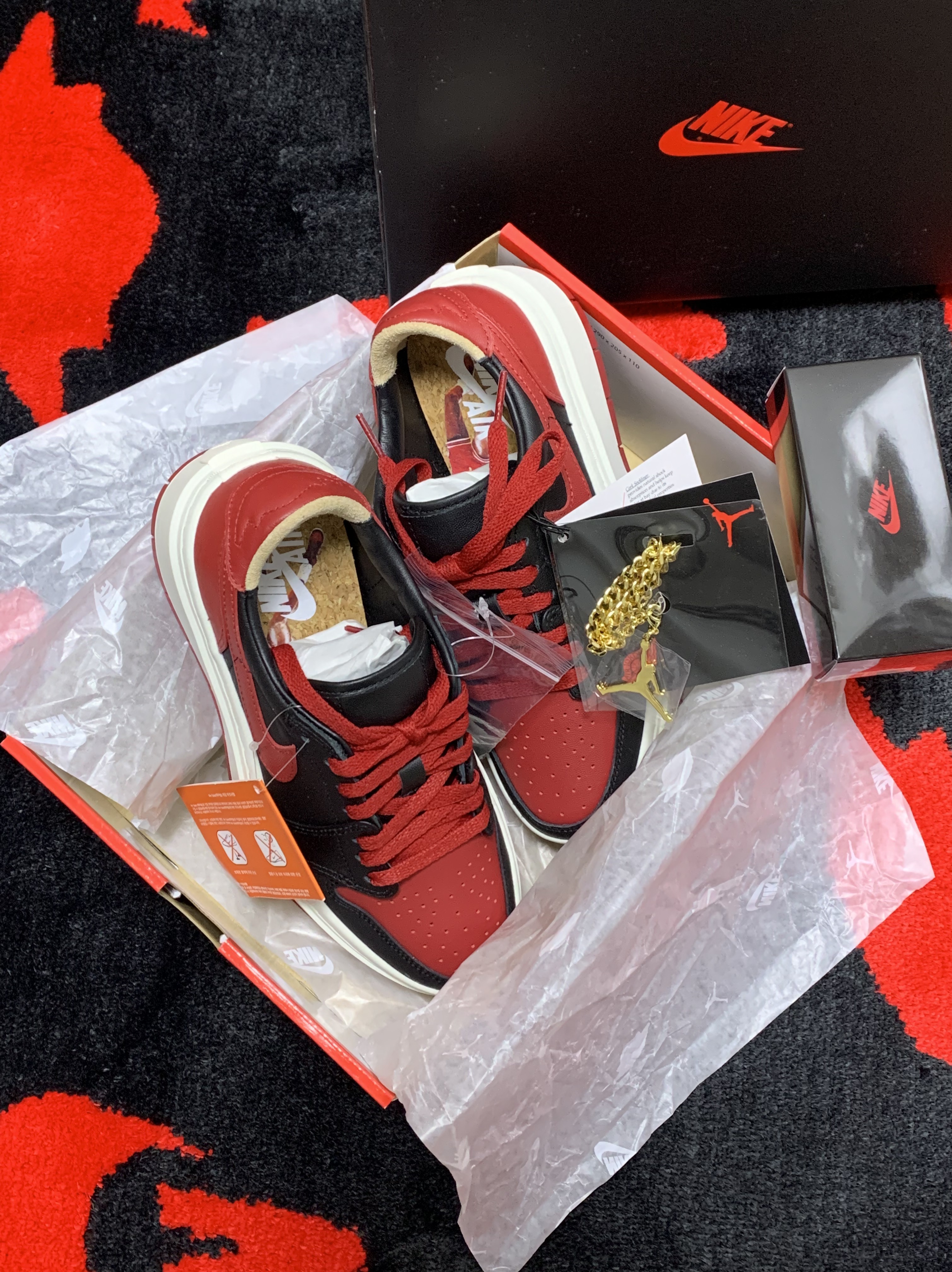 (W) Jordan 1 Elevate Low SE Bred 착용 스타일 - 2