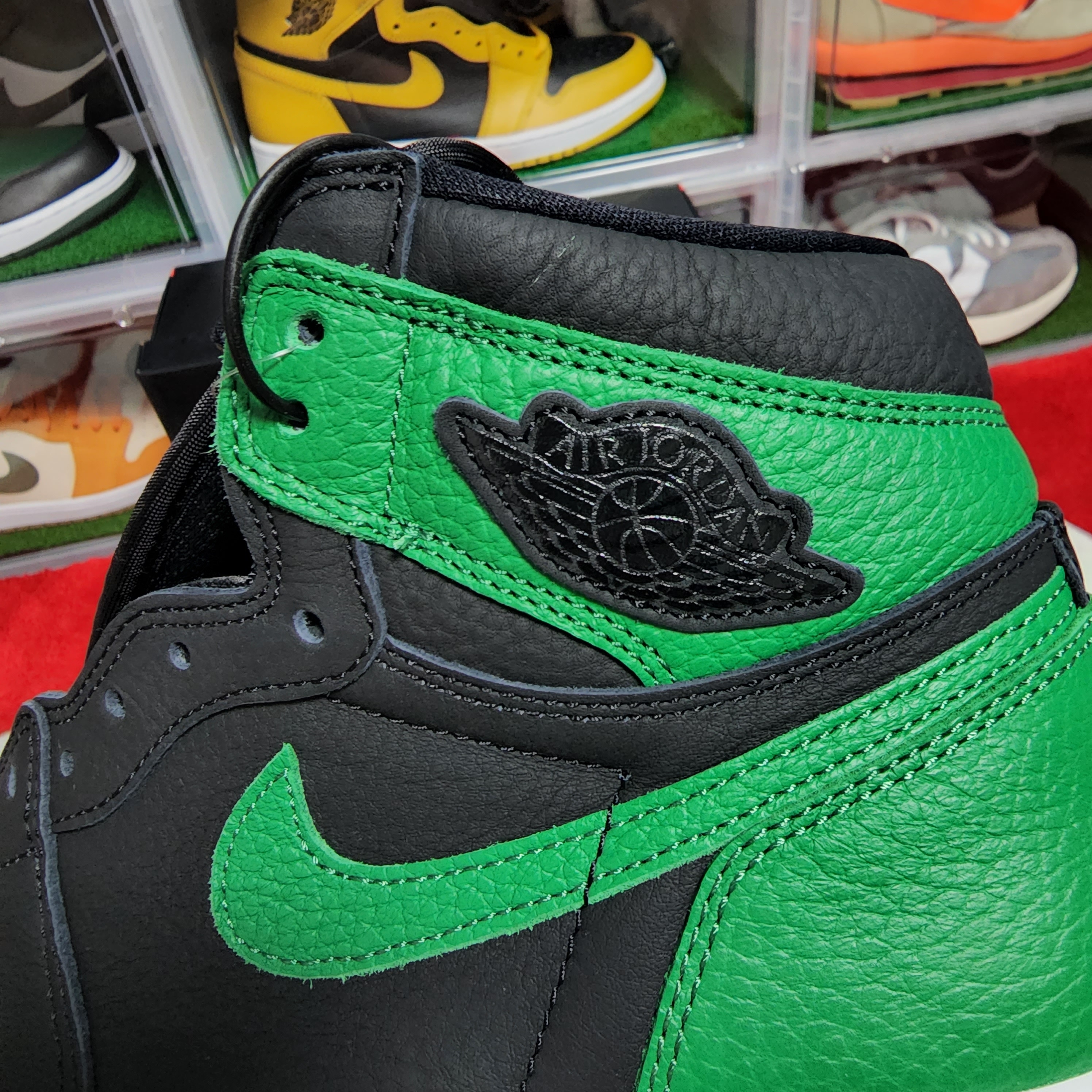 Jordan 1 Retro High OG Pine Green Black 착용 스타일 - 1