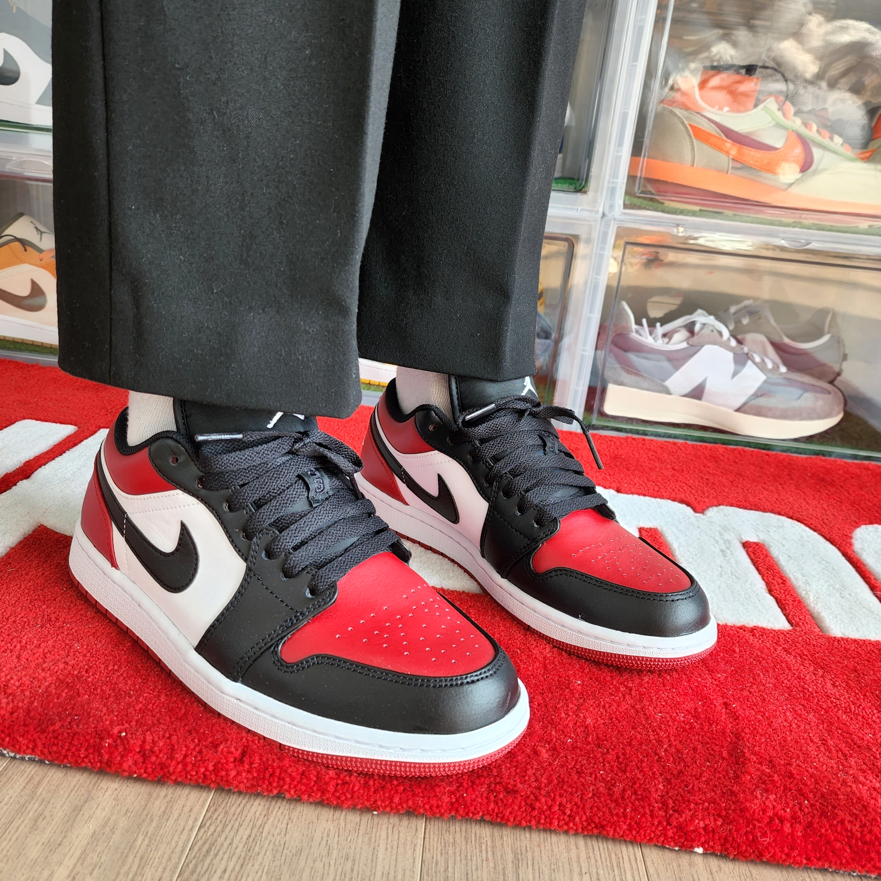 Jordan 1 Low Bred Toe 착용 스타일 - 3