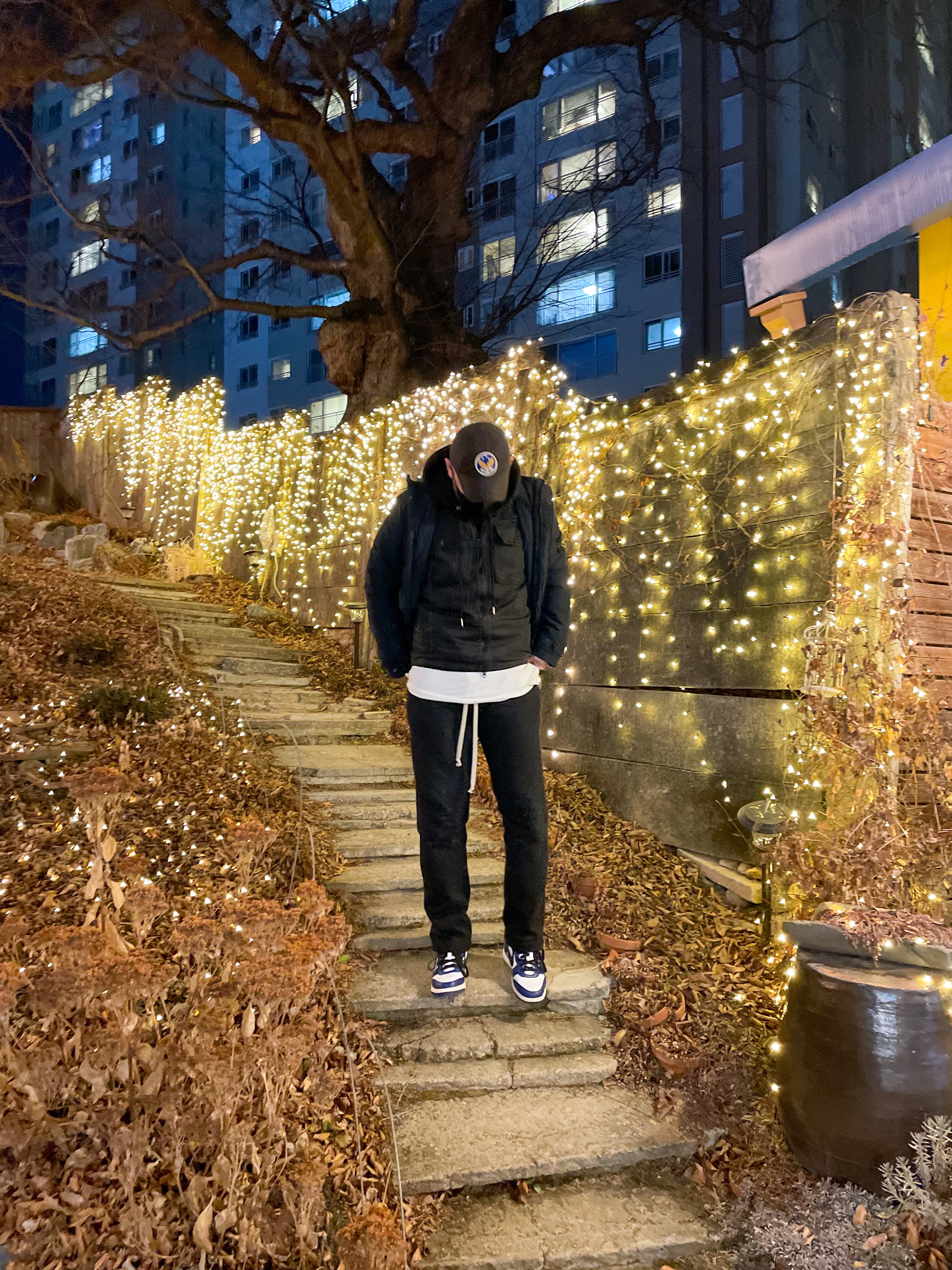 Nike x Ambush Dunk High Deep Royal Blue, Stone Island 113WN T.CO+OLD Overshirt Black - 21FW 착용 스타일 - 1