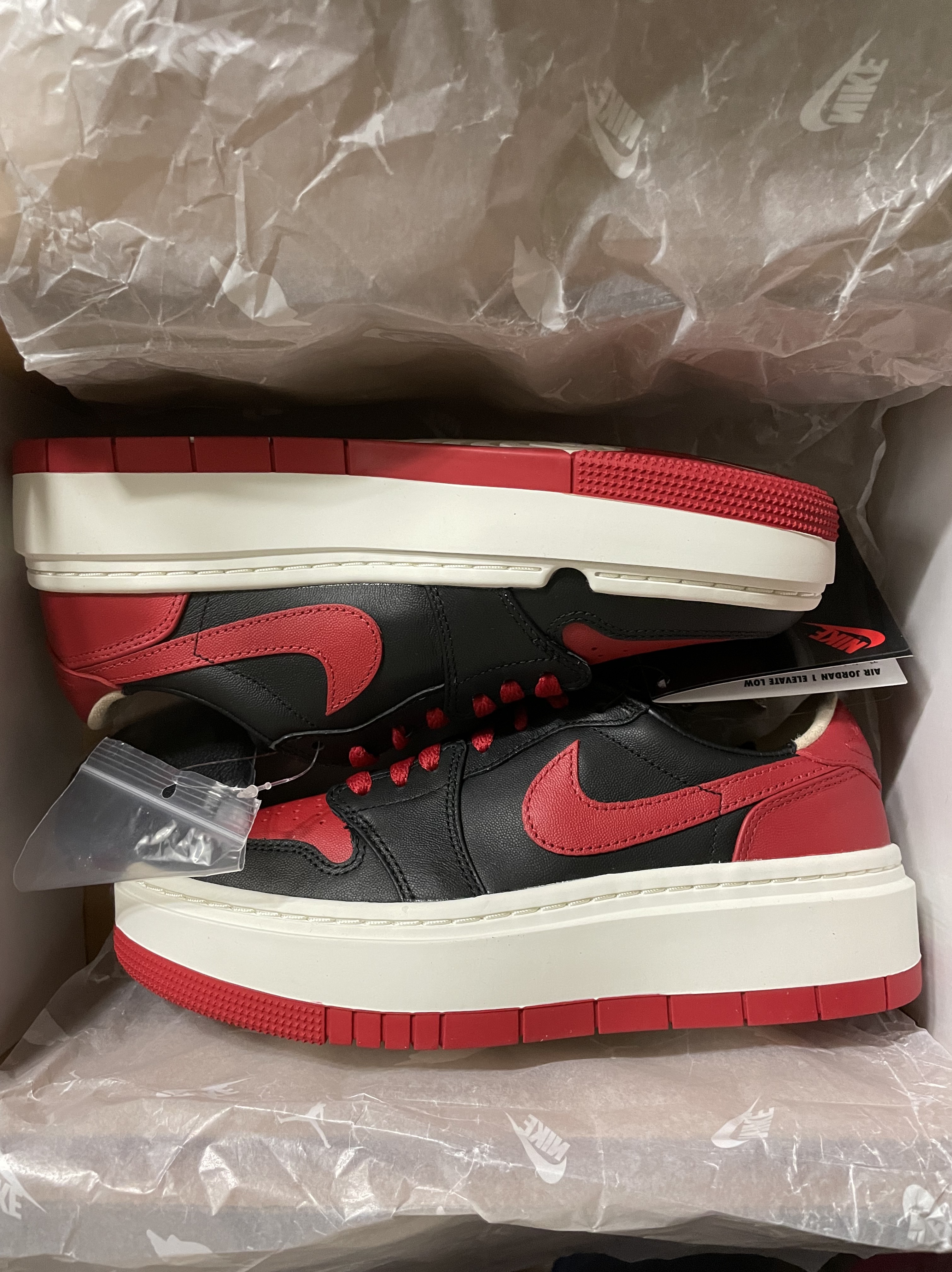(W) Jordan 1 Elevate Low SE Bred 착용 스타일 - 2
