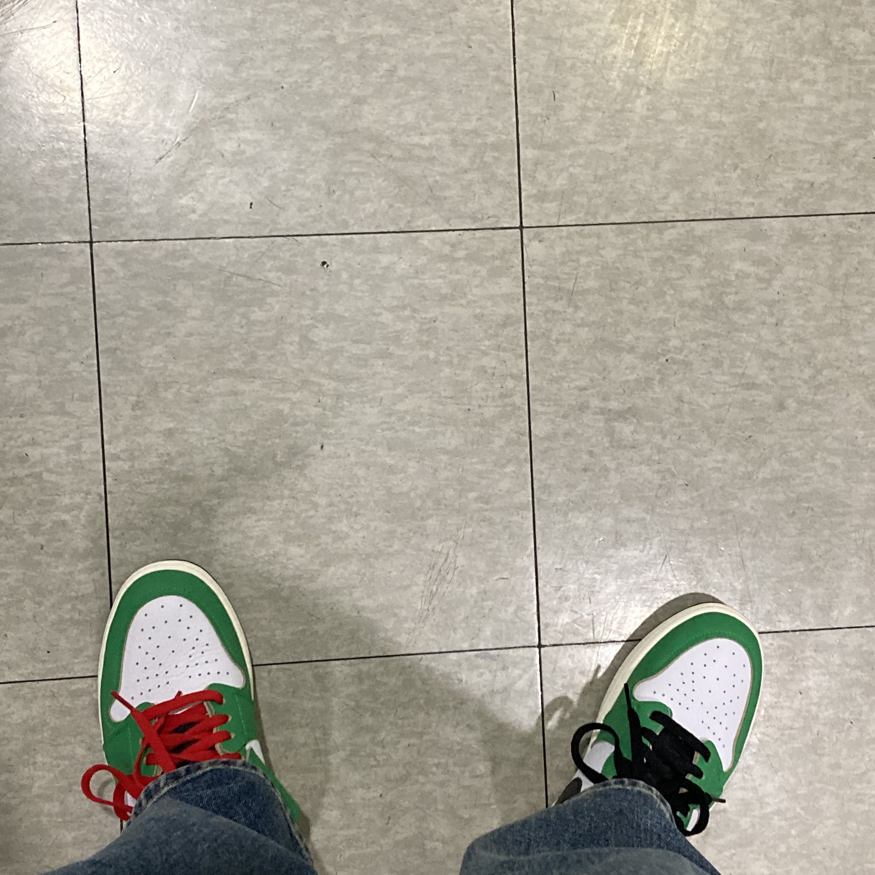 (W) Jordan 1 Retro High OG Lucky Green 착용 스타일