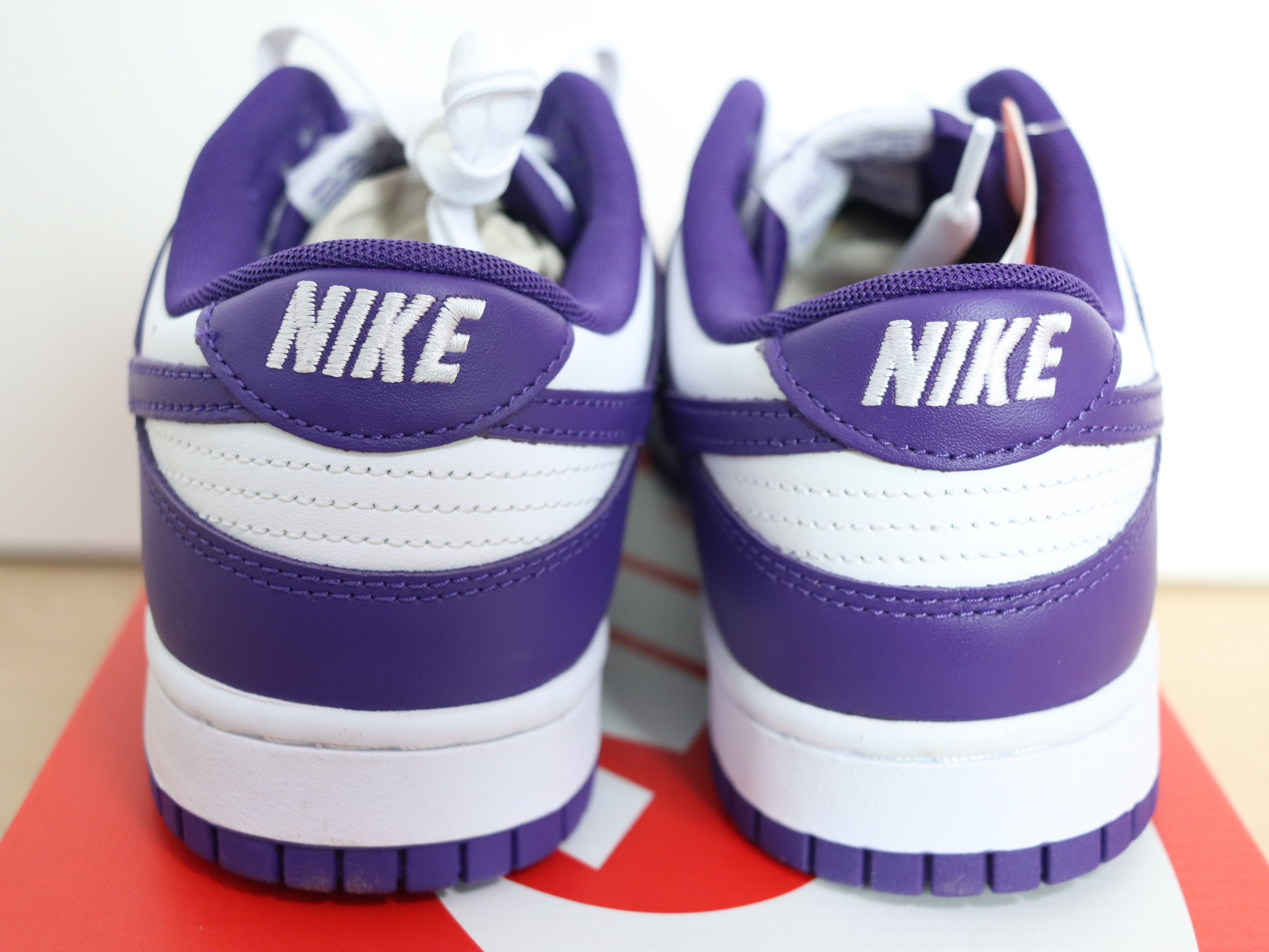 Nike Dunk Low Retro Championship Court Purple 착용 스타일 - 3