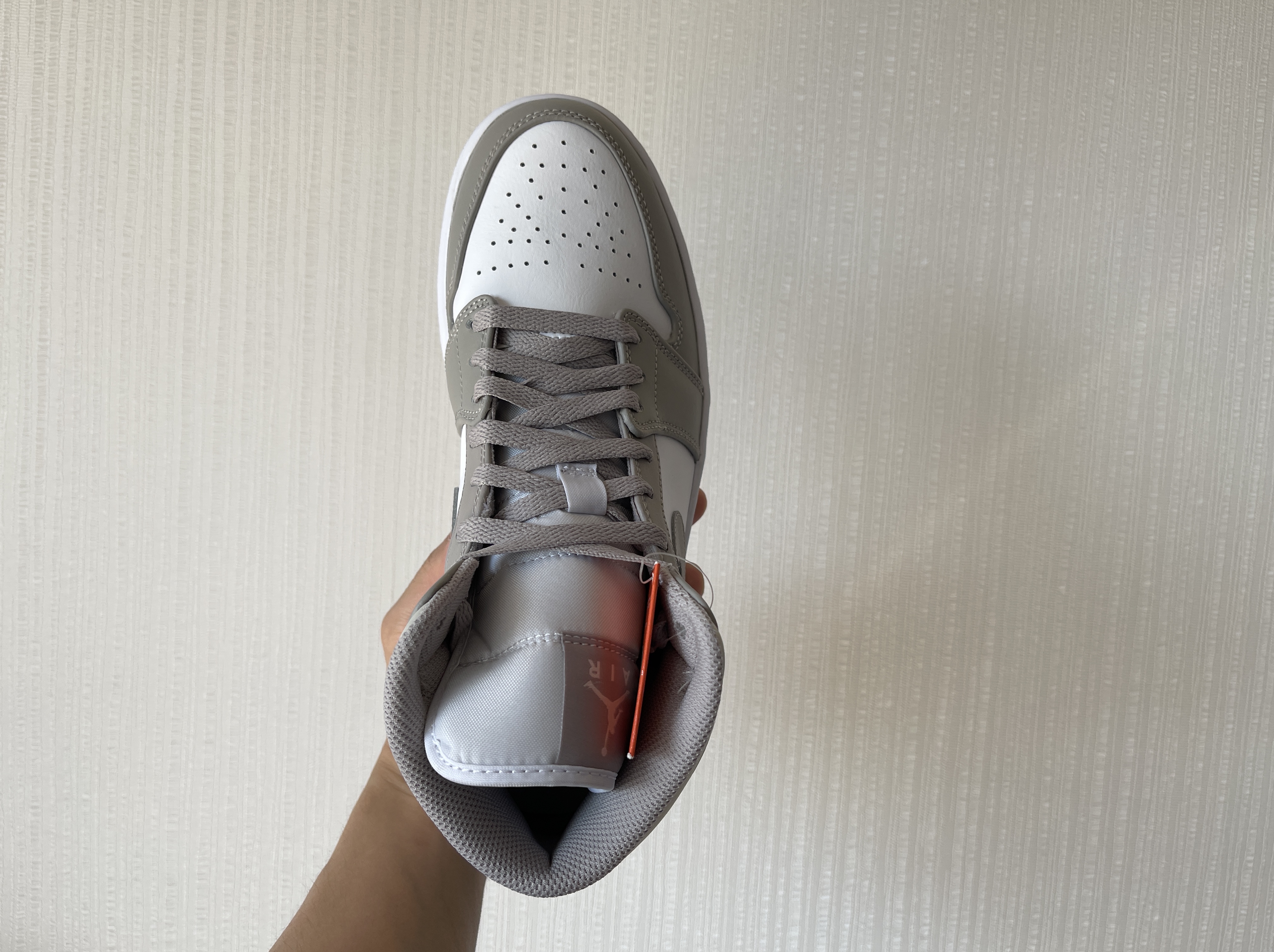 Jordan 1 Mid College Grey, Jordan 1 Low OG Starfish 착용 스타일 - 5