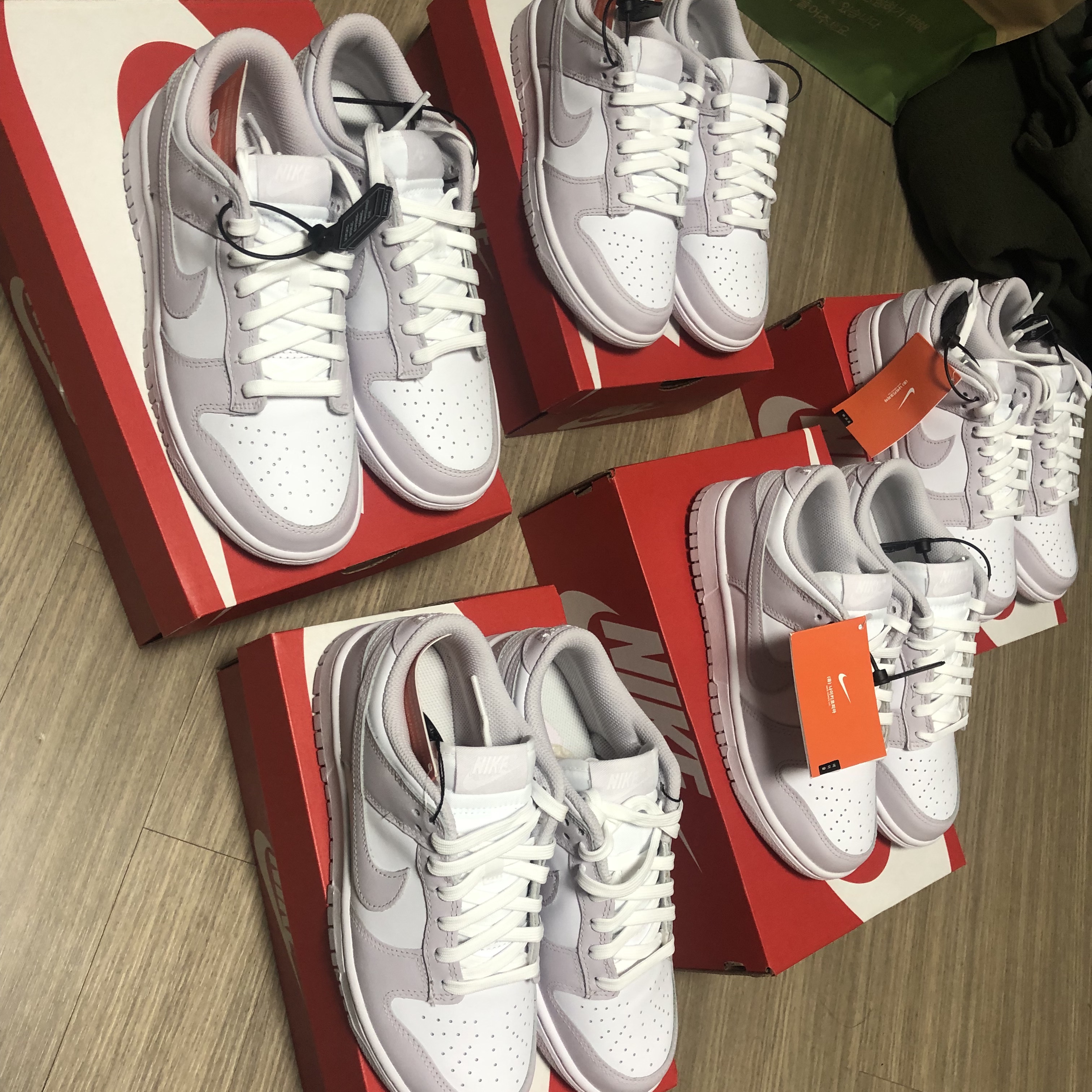 (W) Nike Dunk Low Venice 착용 스타일