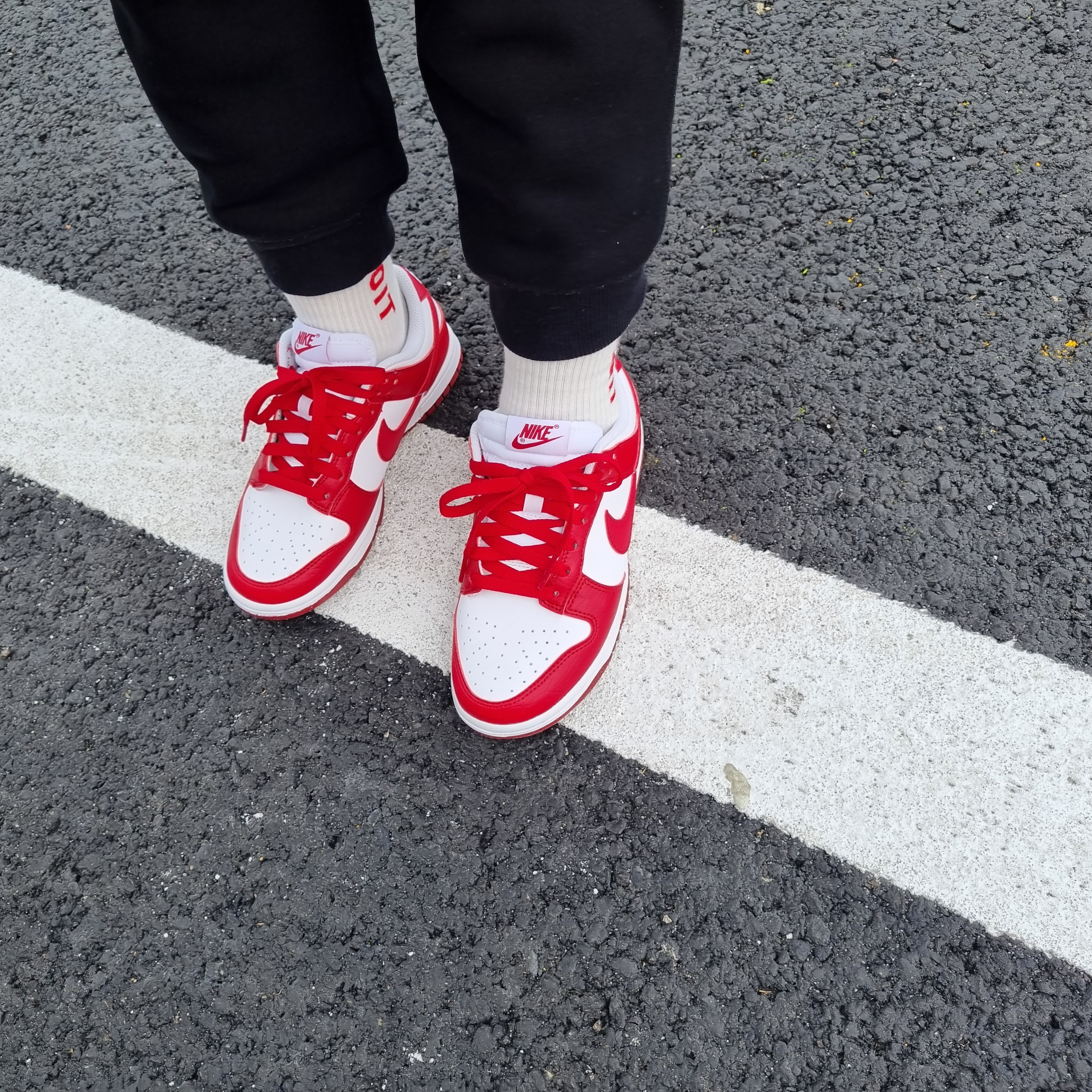(W) Nike Dunk Low Next Nature Gym Red 착용 스타일 - 2