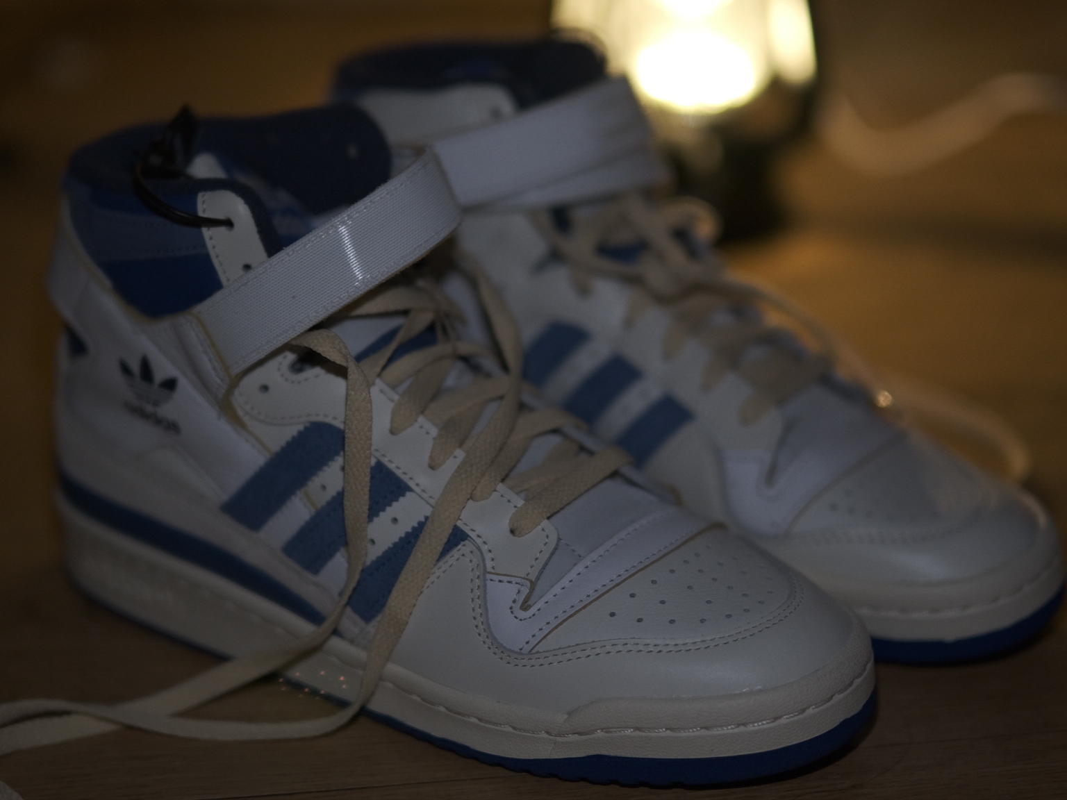 Adidas OG Forum 84 High Blue Thread 착용 스타일 - 3