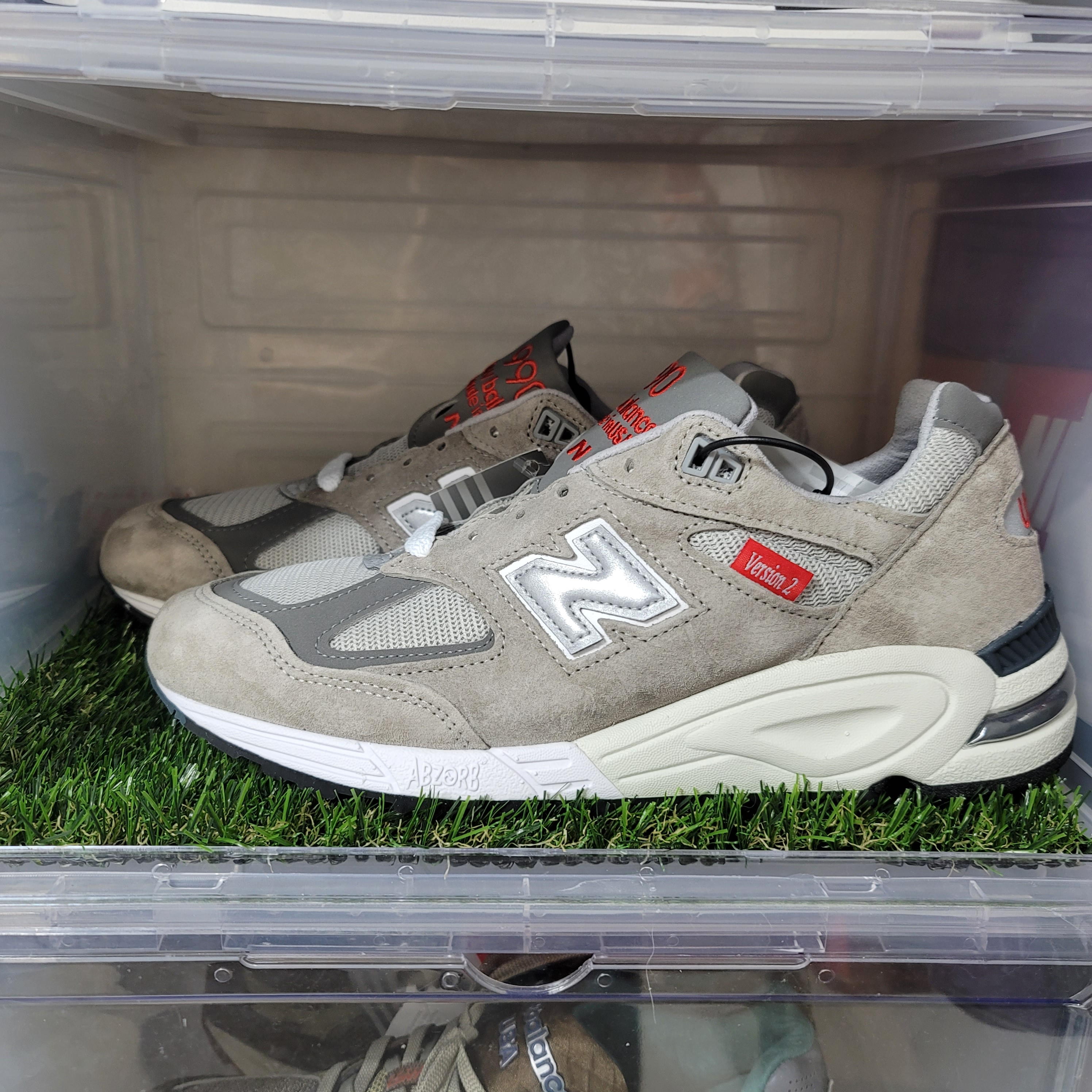 New Balance 990vs2 Made in USA Grey 착용 스타일