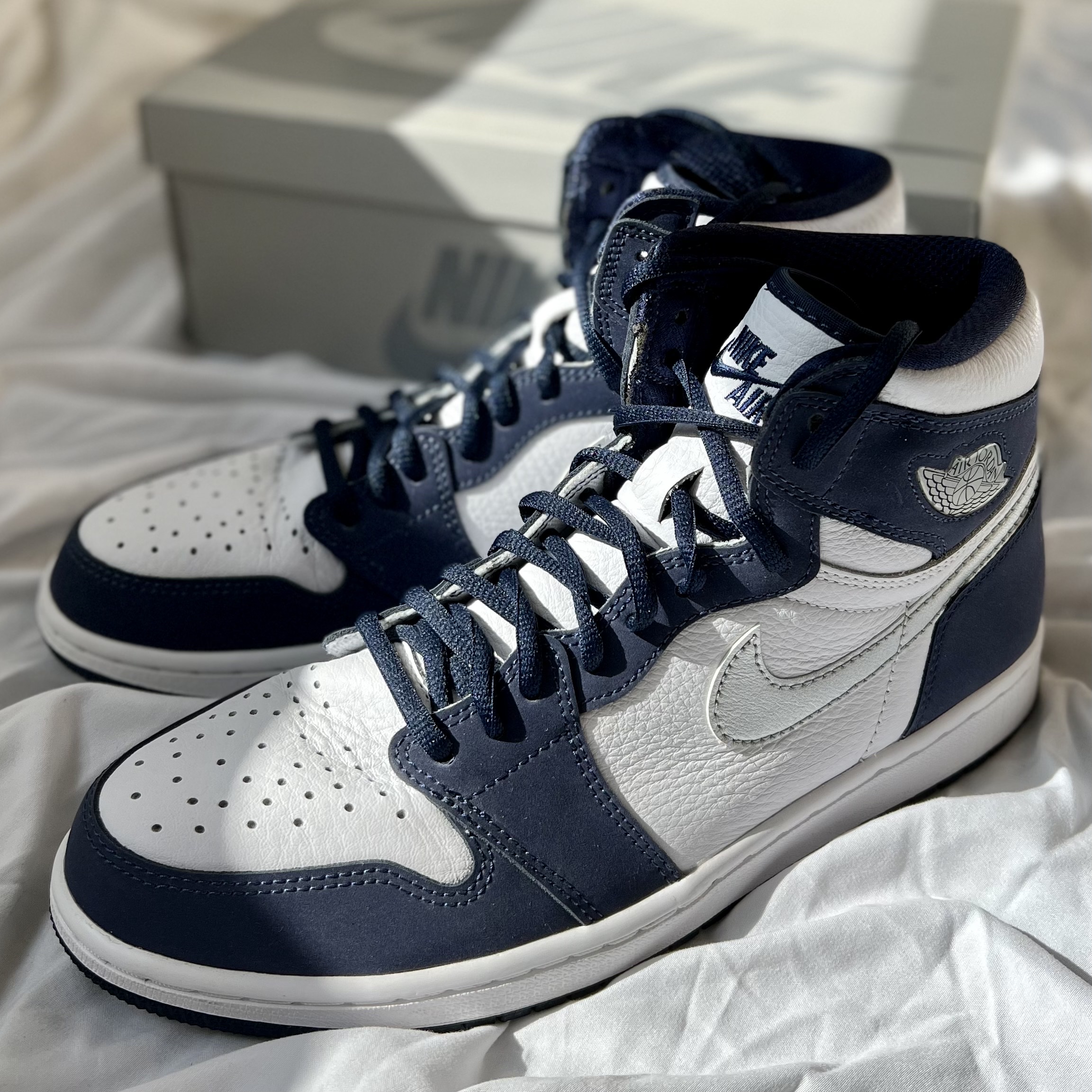 Jordan 1 Retro High OG CO.JP Midnight Navy 착용 스타일 - 1