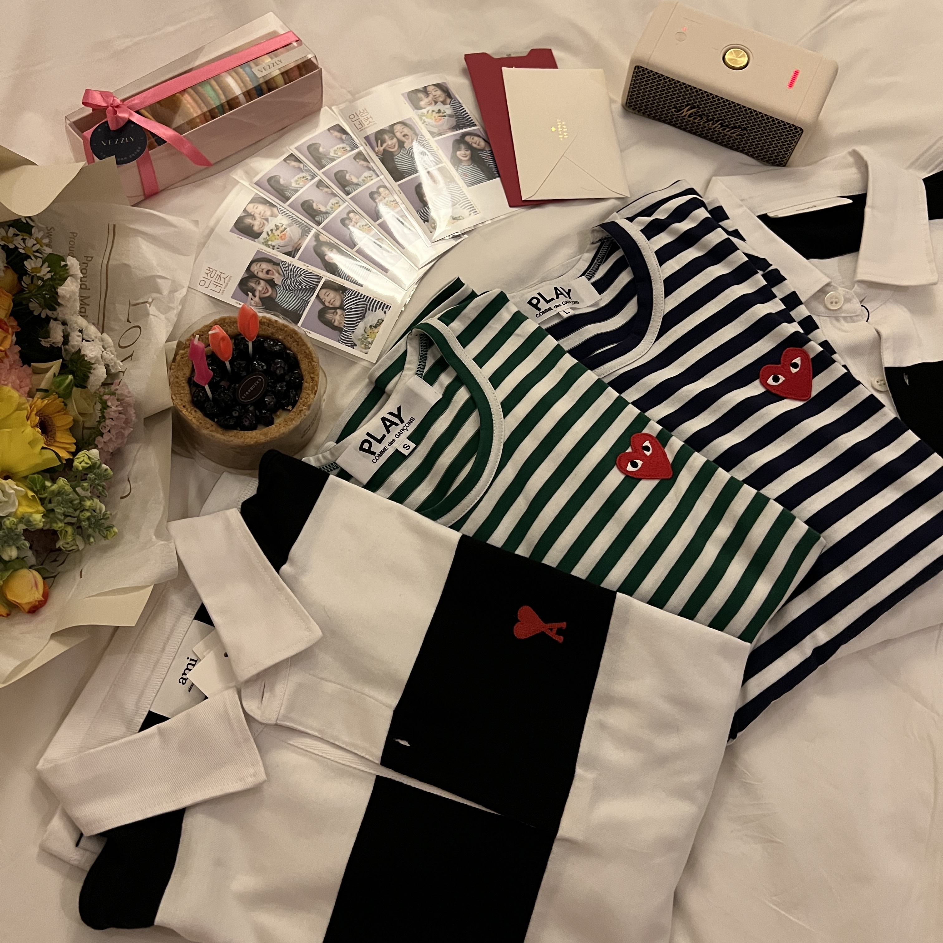 Play Comme des Garcons Striped LS T-Shirt Navy White, Ami De Coeur Striped Polo Shirt Black White 착용 스타일