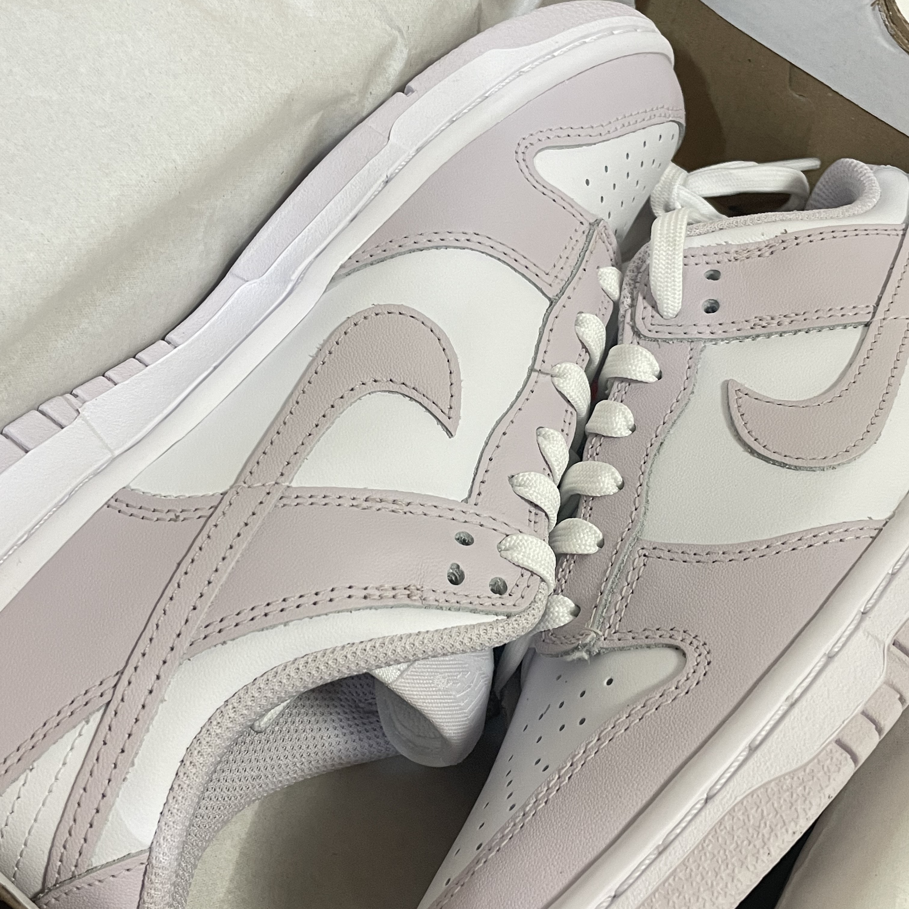 (W) Nike Dunk Low Venice 착용 스타일