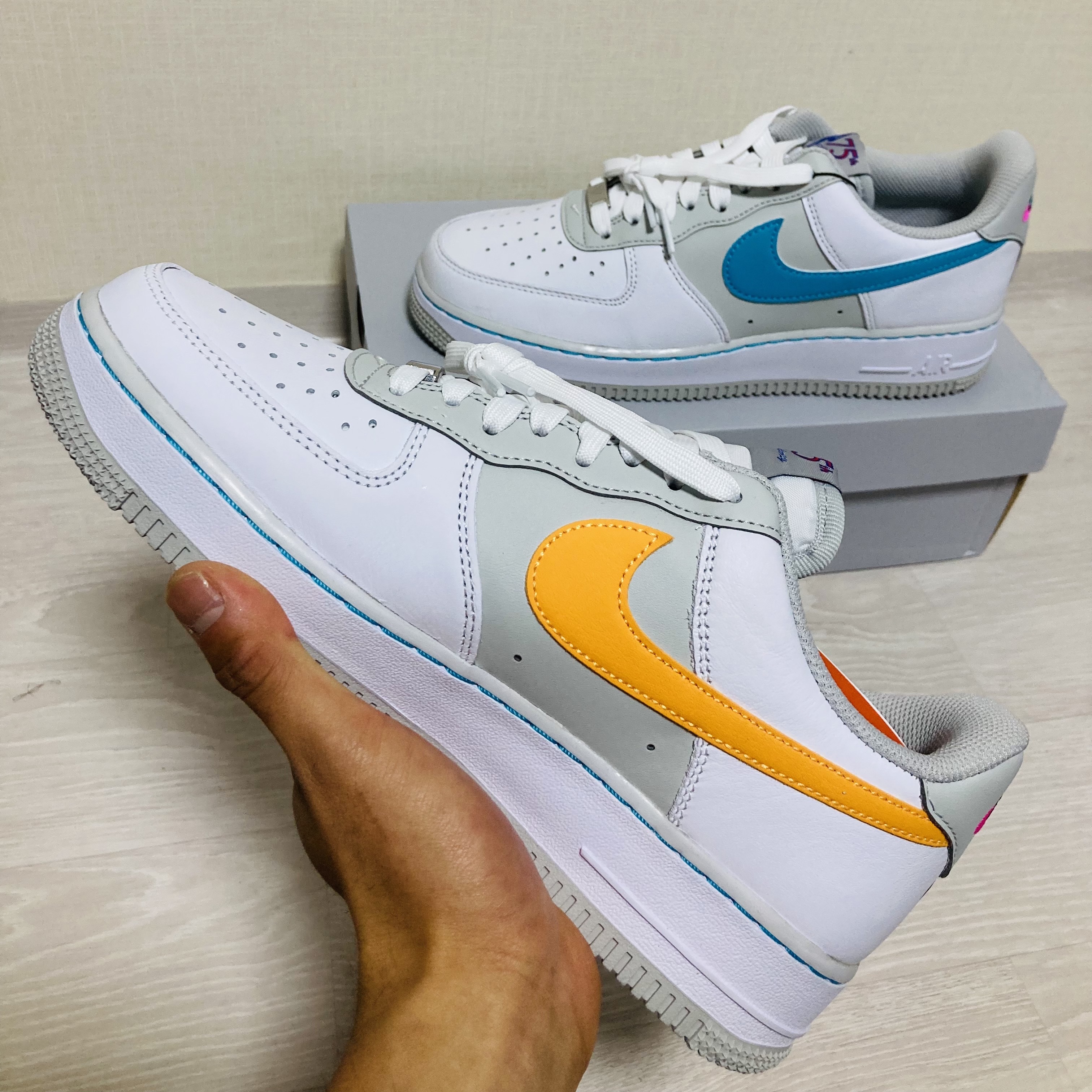 Nike x NBA Air Force 1 '07 LV8 EMB White Turquoise Blue 착용 스타일