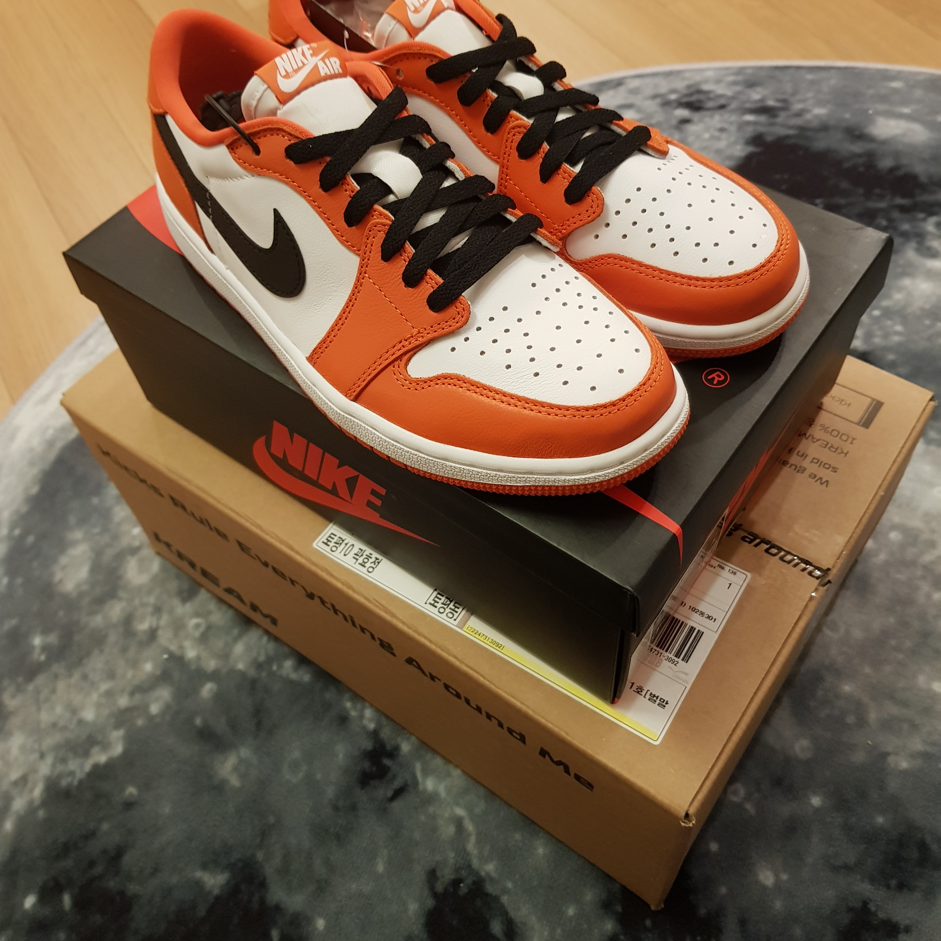 Jordan 1 Low OG Starfish 착용 스타일