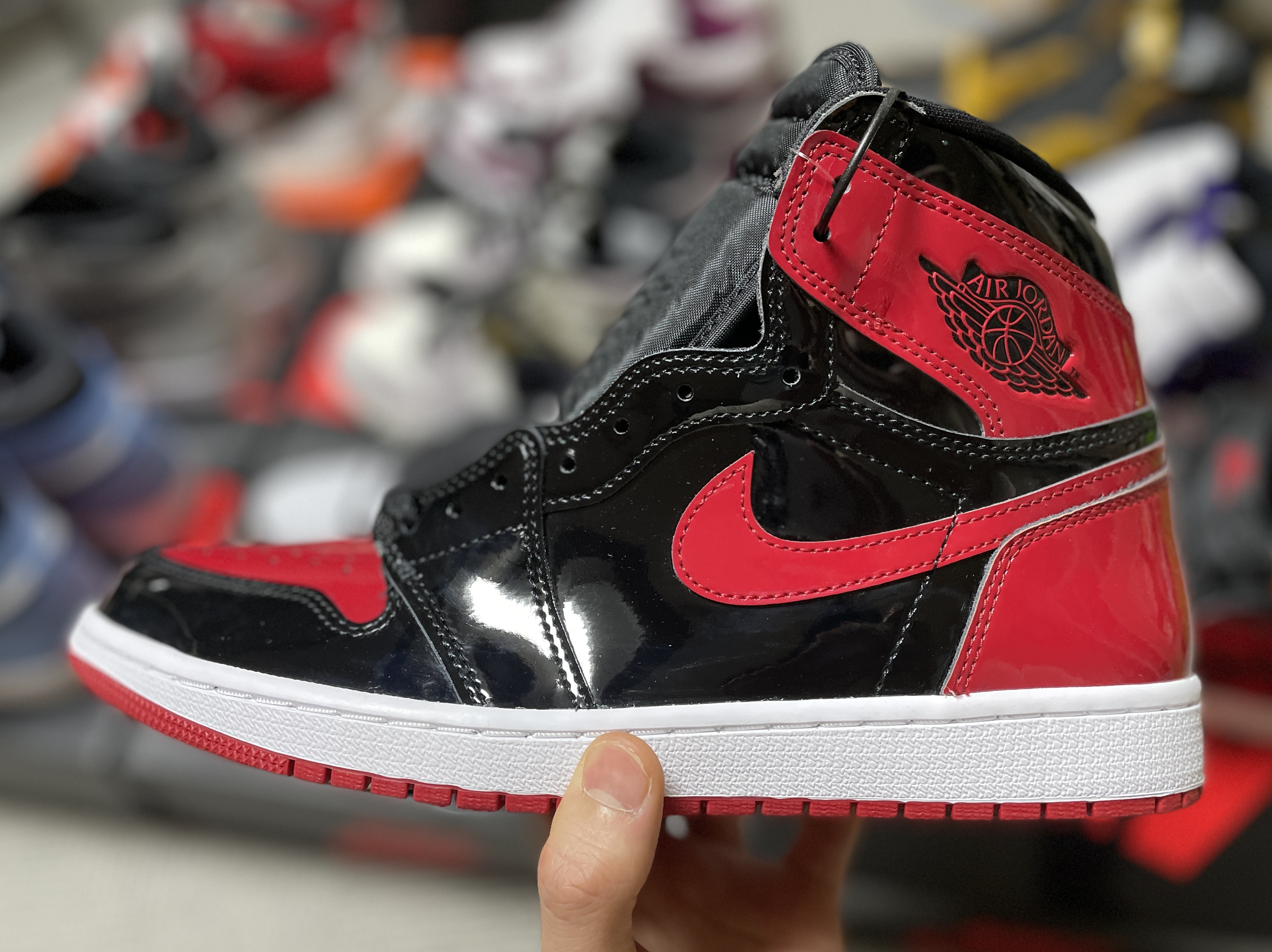 Jordan 1 Retro High OG Patent Bred 착용 스타일