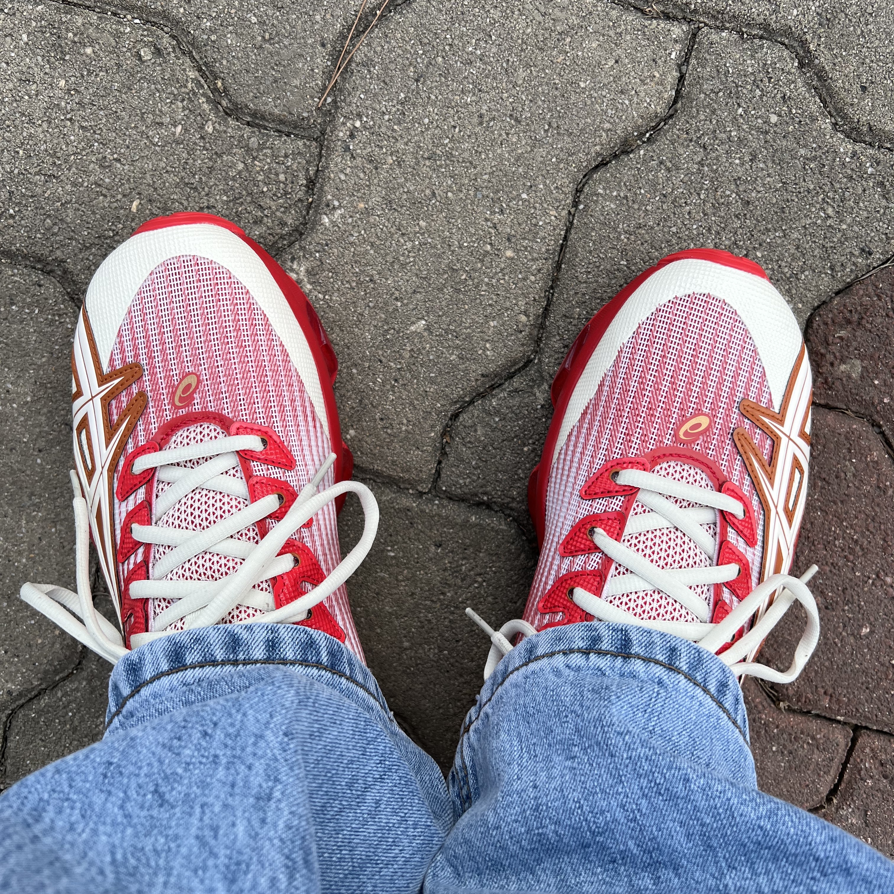 Asics x Kiko Kostadinov Gel-Quantum Levitrack Candy Apple Red 착용 스타일 - 4