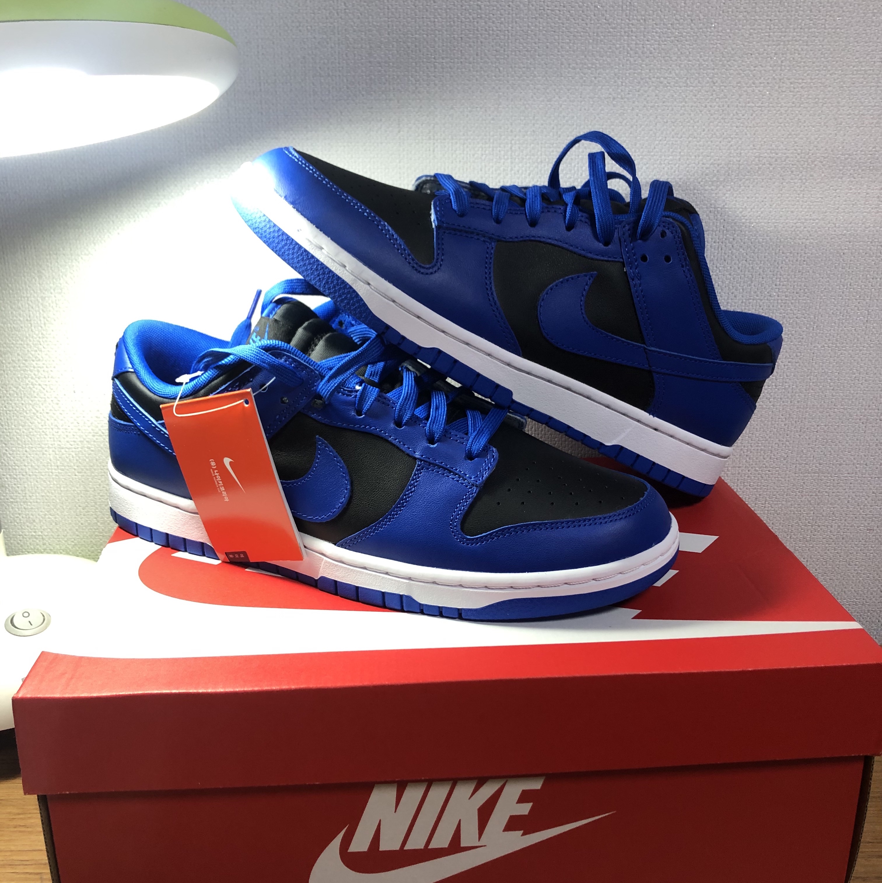 Nike Dunk Low Retro Hyper Cobalt 착용 스타일