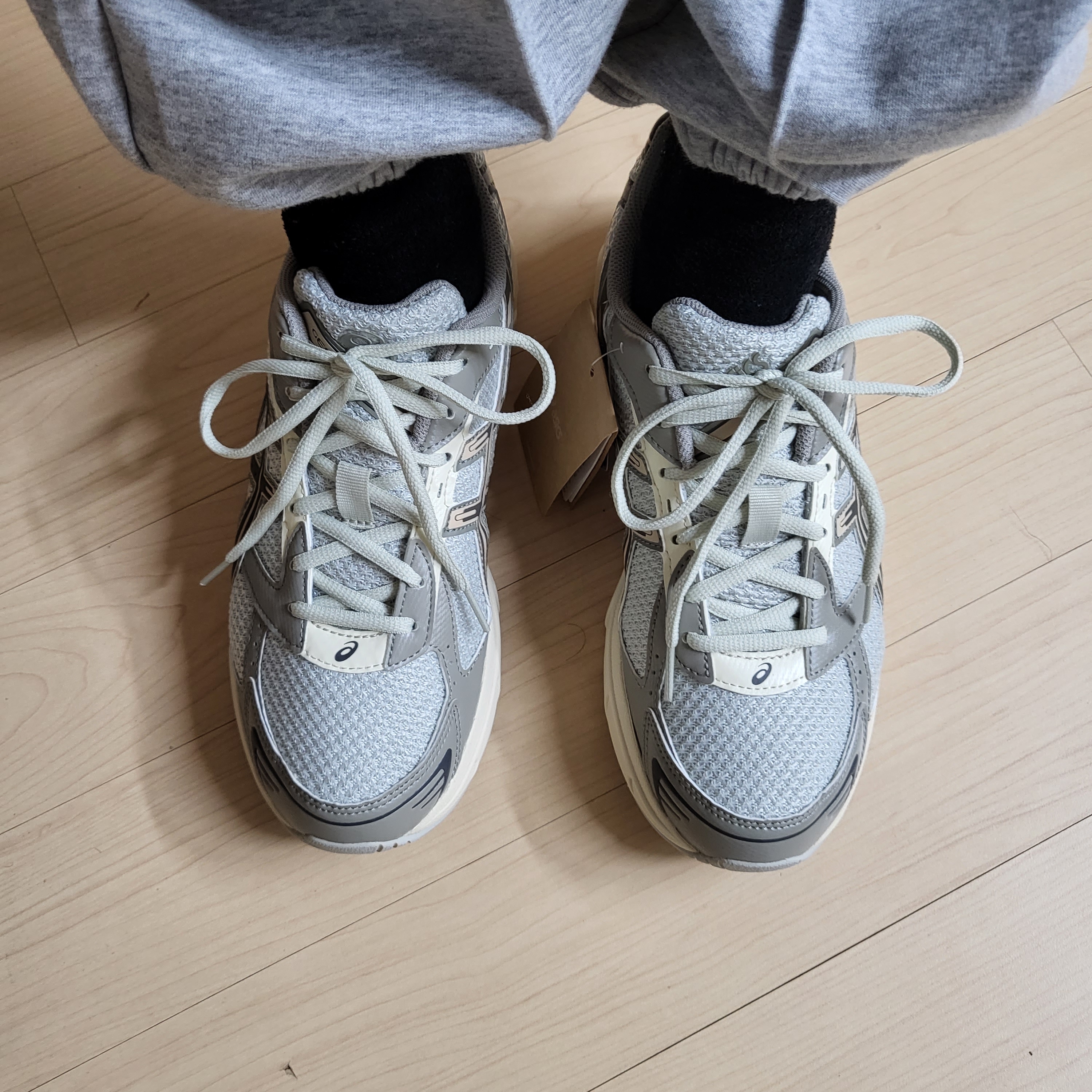 Asics x I4P Gel-1130 Glacier Grey Mink 착용 스타일