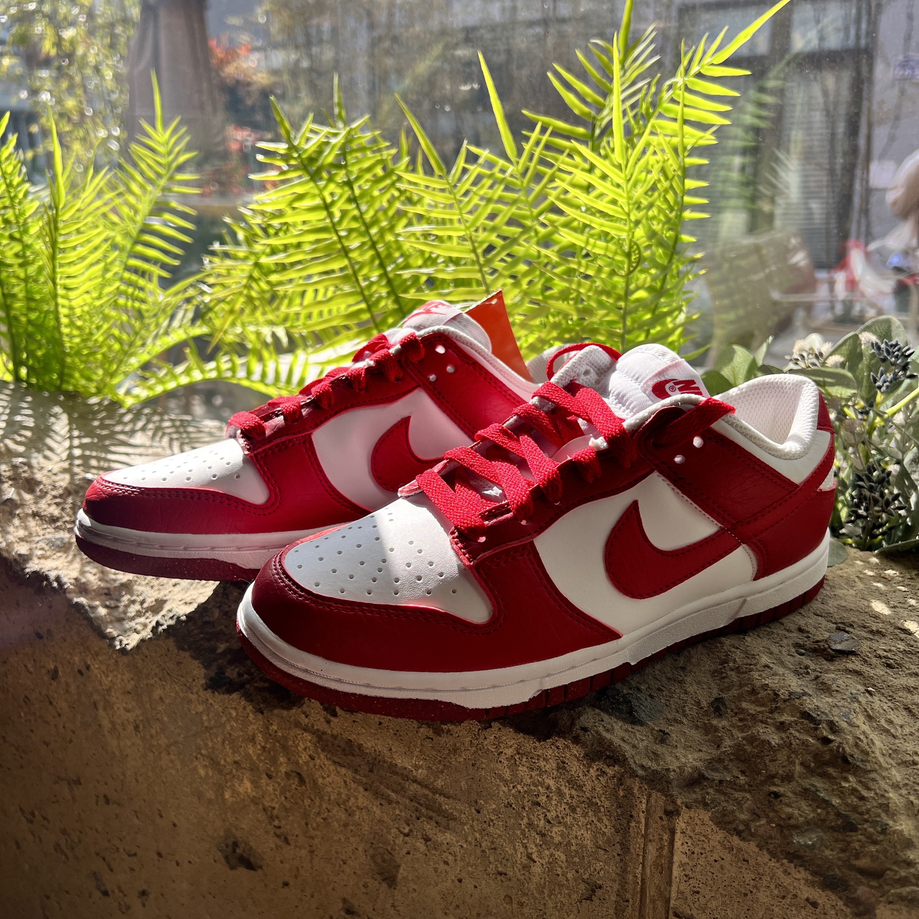(W) Nike Dunk Low Next Nature Gym Red 착용 스타일