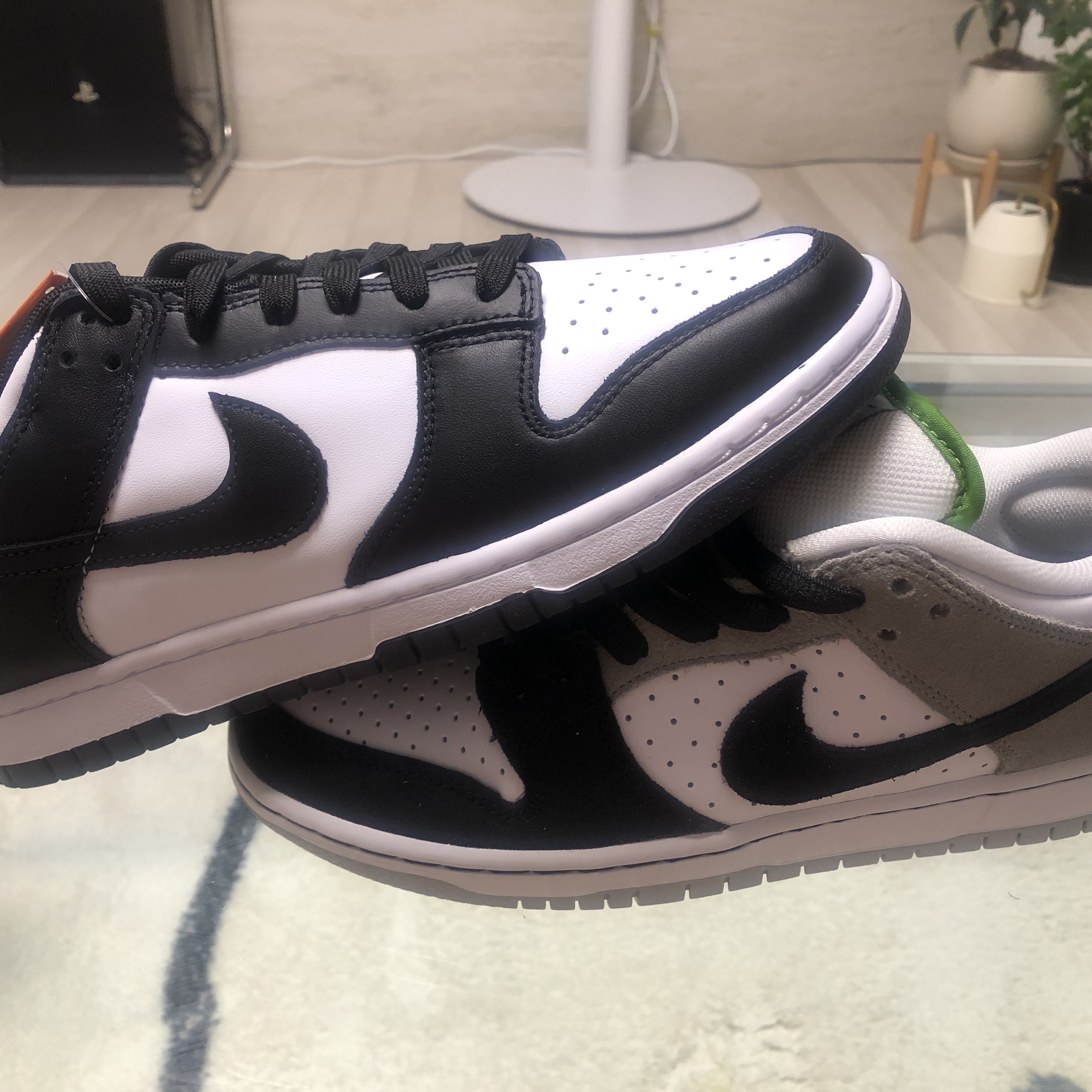 Nike SB Dunk Low Pro Chlorophyll, Nike Dunk Low Retro Black 착용 스타일 - 4